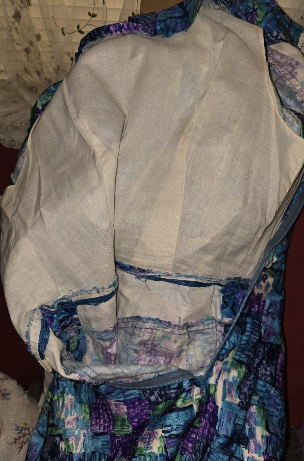 Paul Sachs Original vintage dress. Excellent Condition. 1940’s – 50’s. Rare.