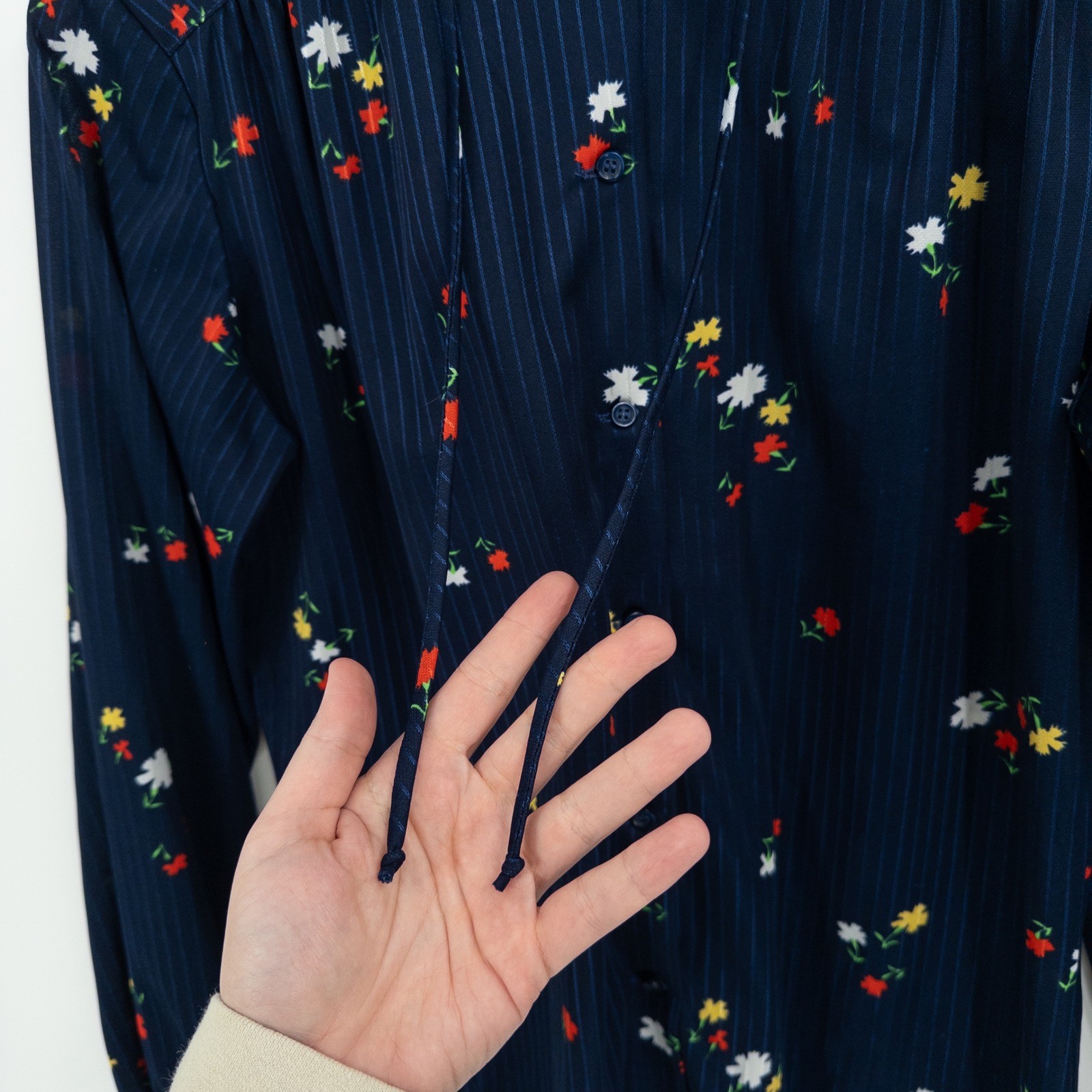 Vintage 70s Navy Floral Pinstripe Prairie Blouse Womens Small