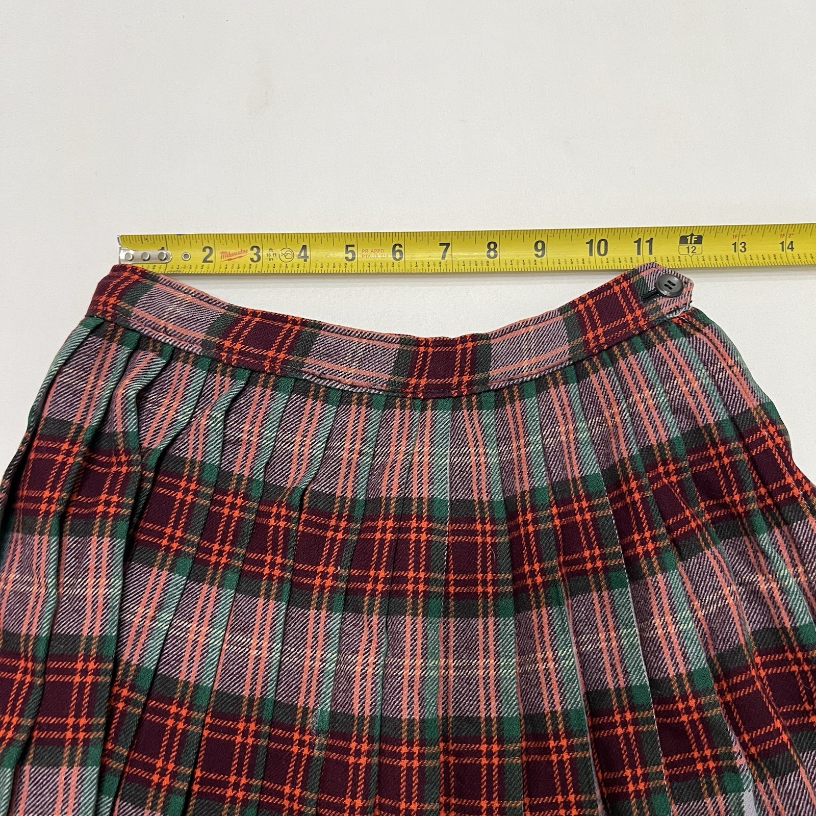 Vintage 50s Tartan Plaid Pleated Wool Skirt Waist 22″ High Waist Academic Preppy