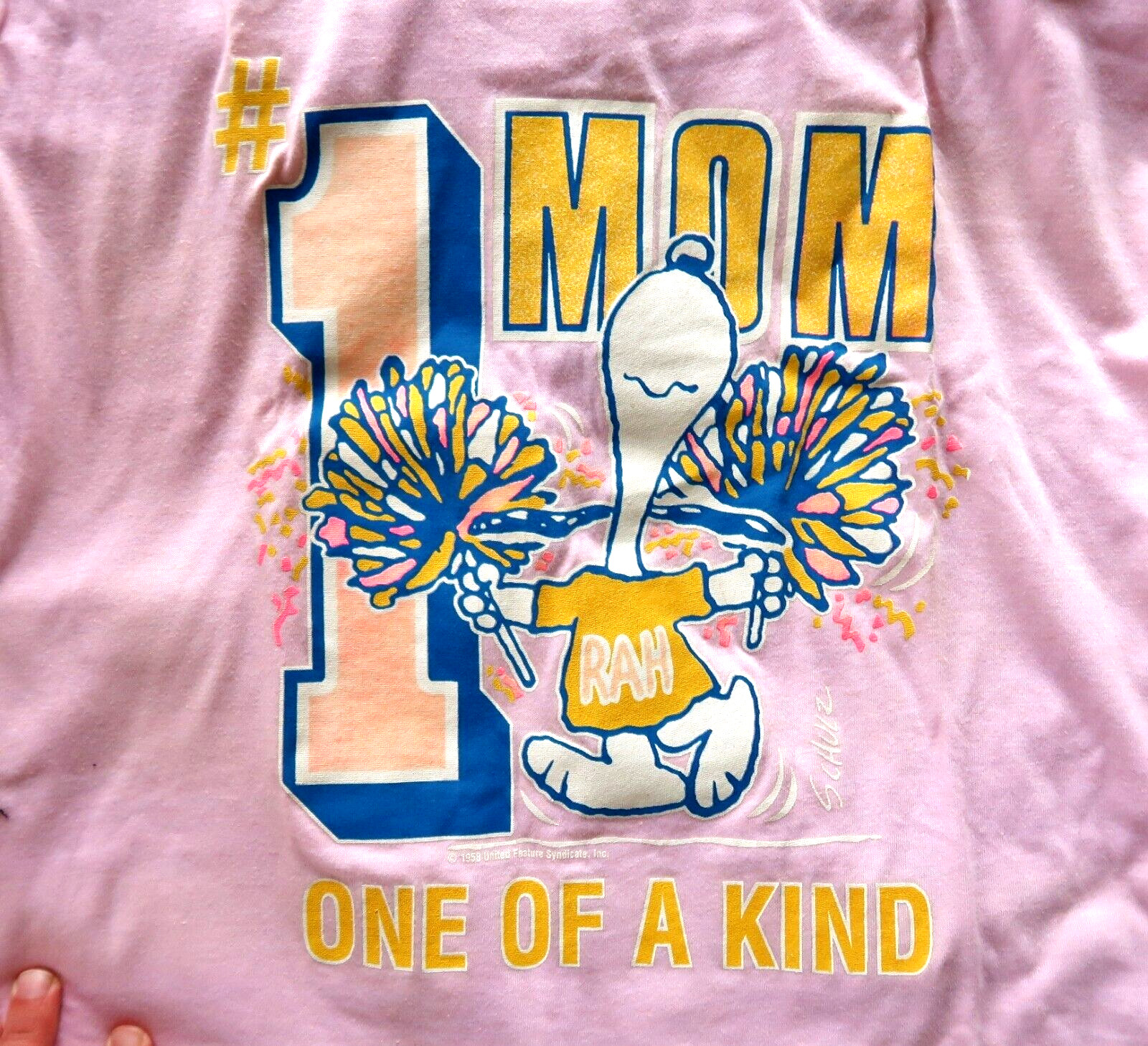 Vintage Women’s Pink SNOOPY #1 Mom TEE SHIRT, Sz Medium – One of a Kind ARTEX