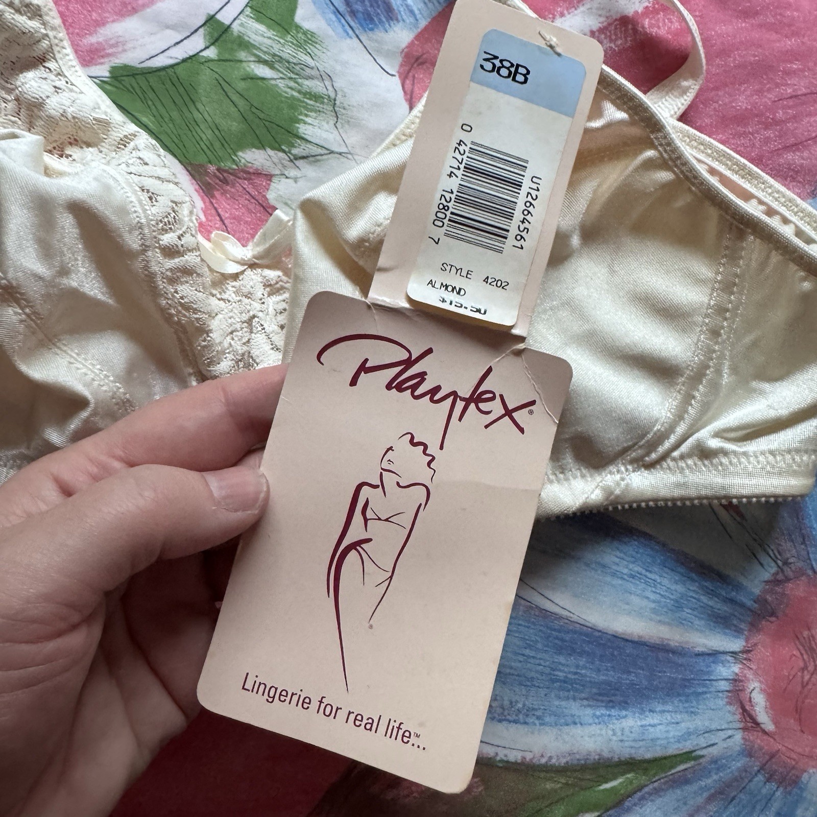 Vintage 1990s Deadstock Playtex Secrets 38B Bra – Lace Almond