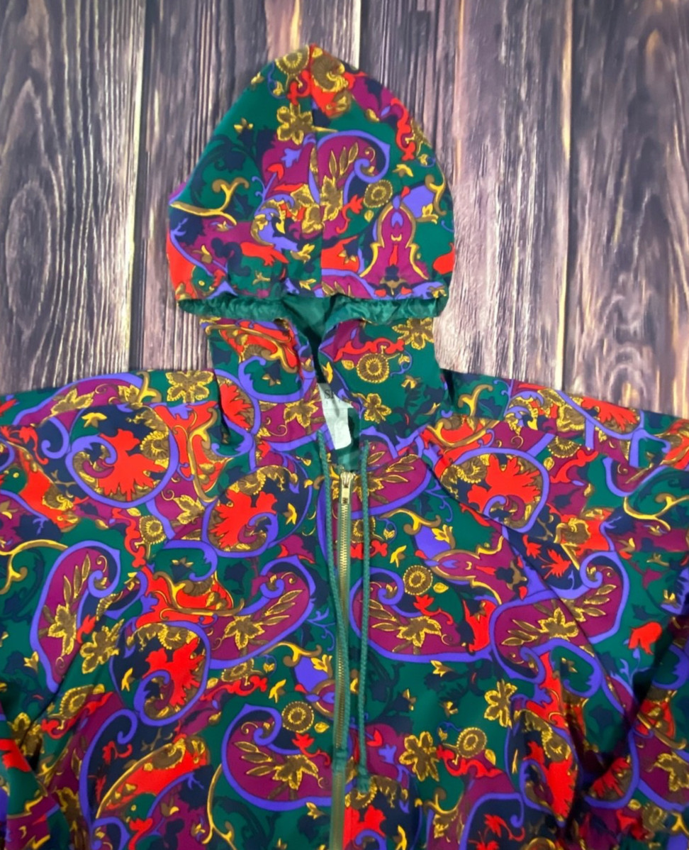 VTG 90s SG Sport Bold Colorful Filigree Satin Hooded Windbreaker Women’s S 6/8