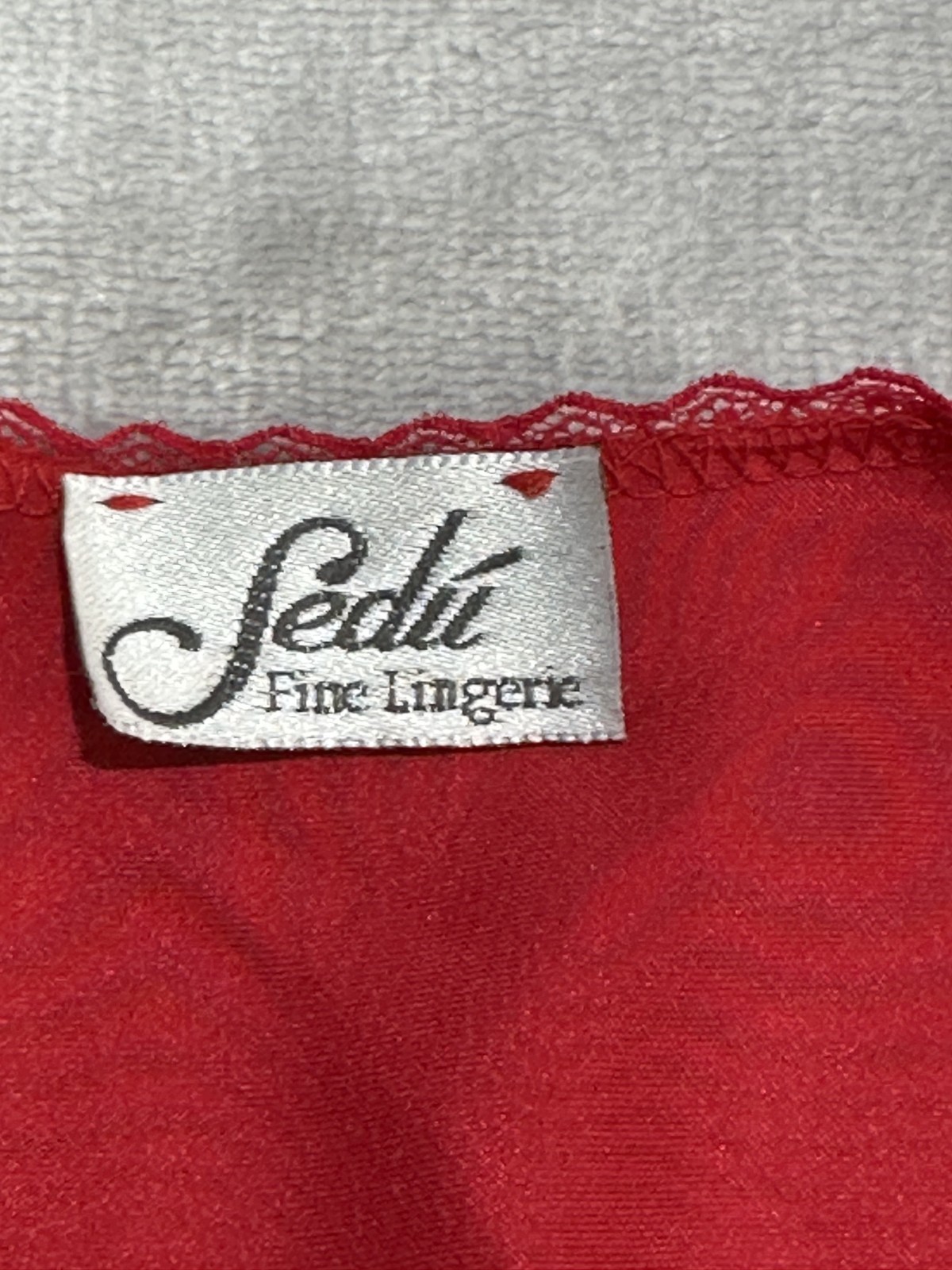 Sedu Lingerie Women’s Size Large Red Vintage Top Lace Sleeve Tie Off Rose EUC