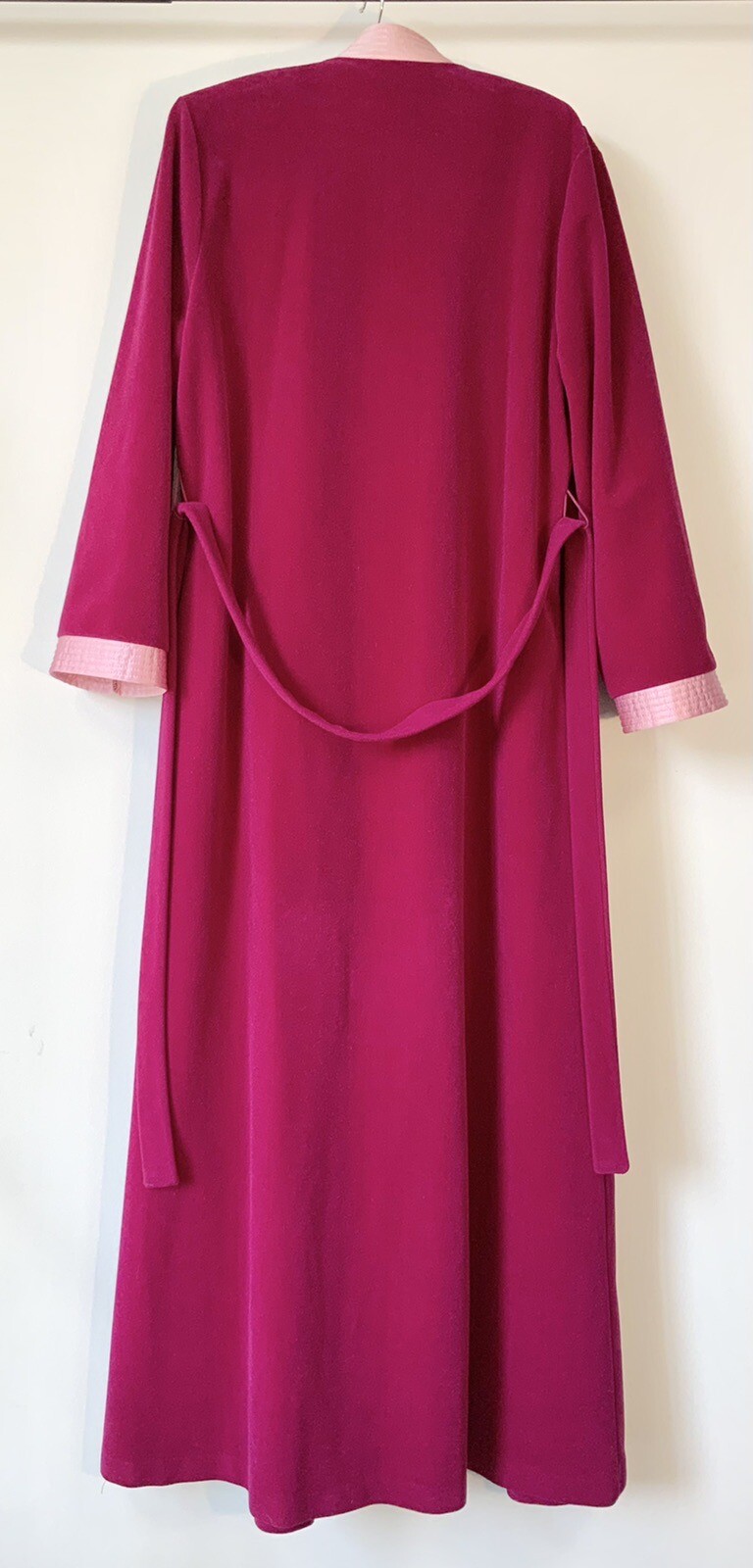 VANITY FAIR LONG FLEECE ROBE HOUSE COAT SZ 12 Fuscia Plum Side Pockets Tie Belt