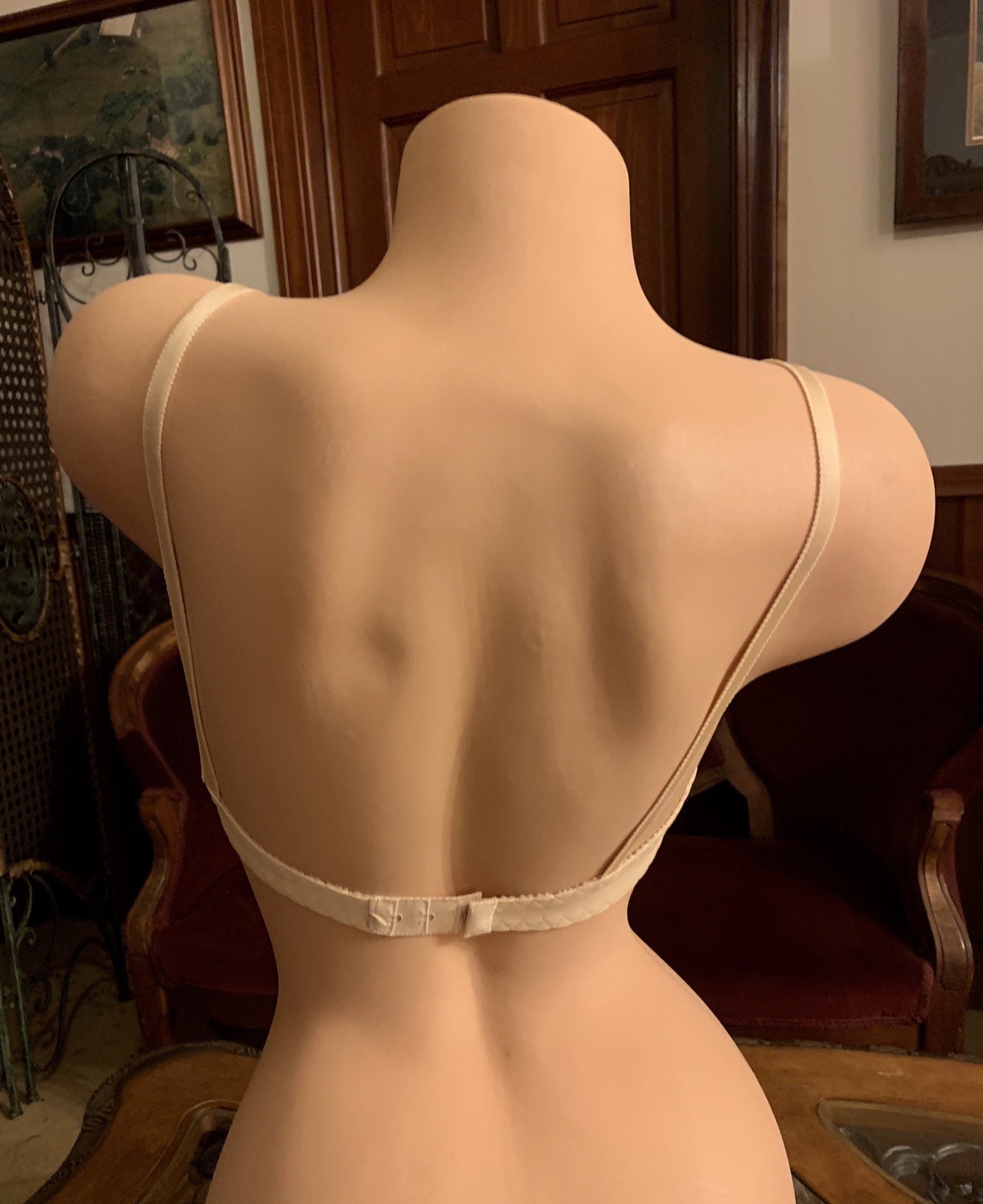 Vintage Bra Smooth Beige Lined Seamless Nude Polyester Adjustable 1970s NEW 34B