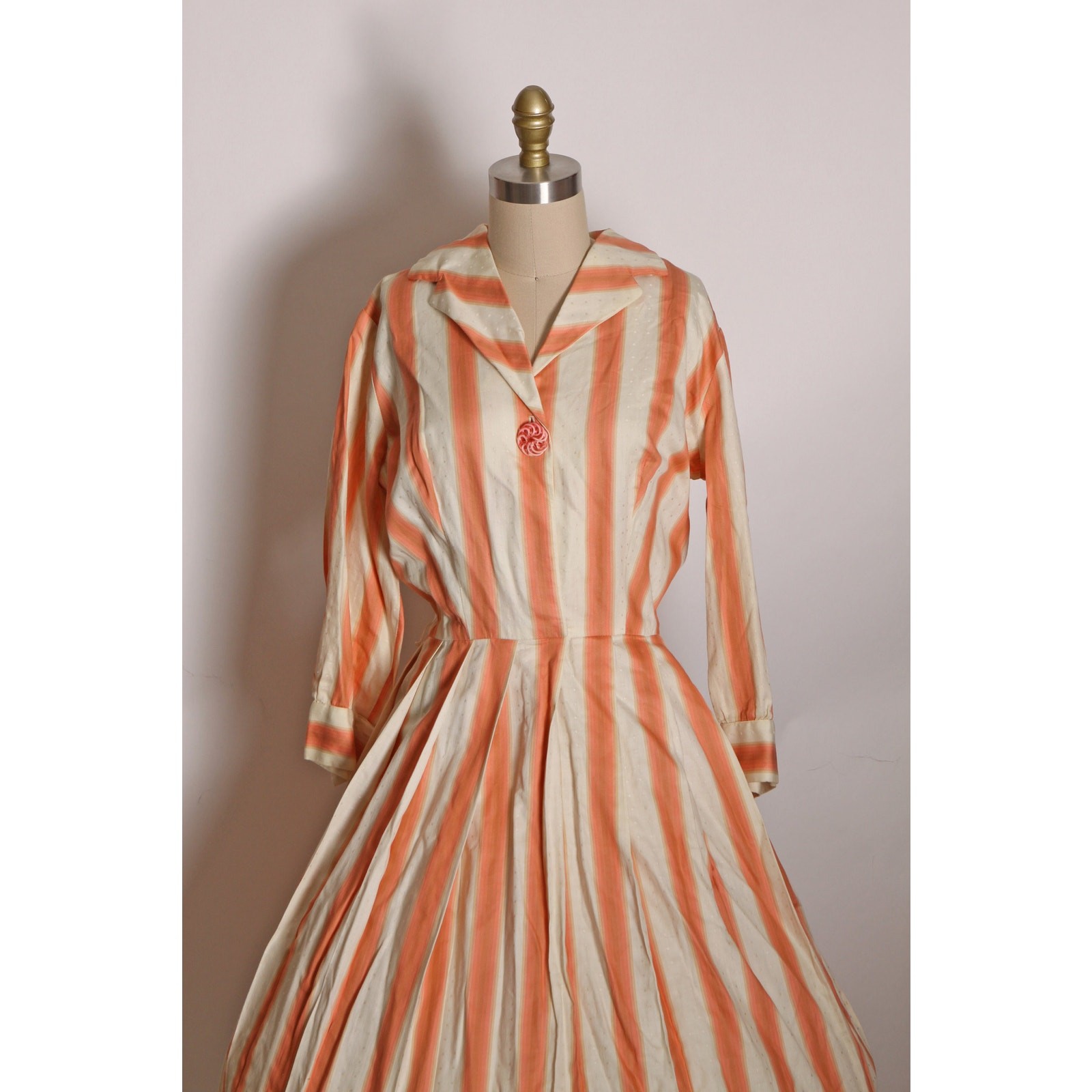 1950s Peach Pink Tan Cream 3/4 Length Sleeve Fit and Flare Dress by Julie Miller