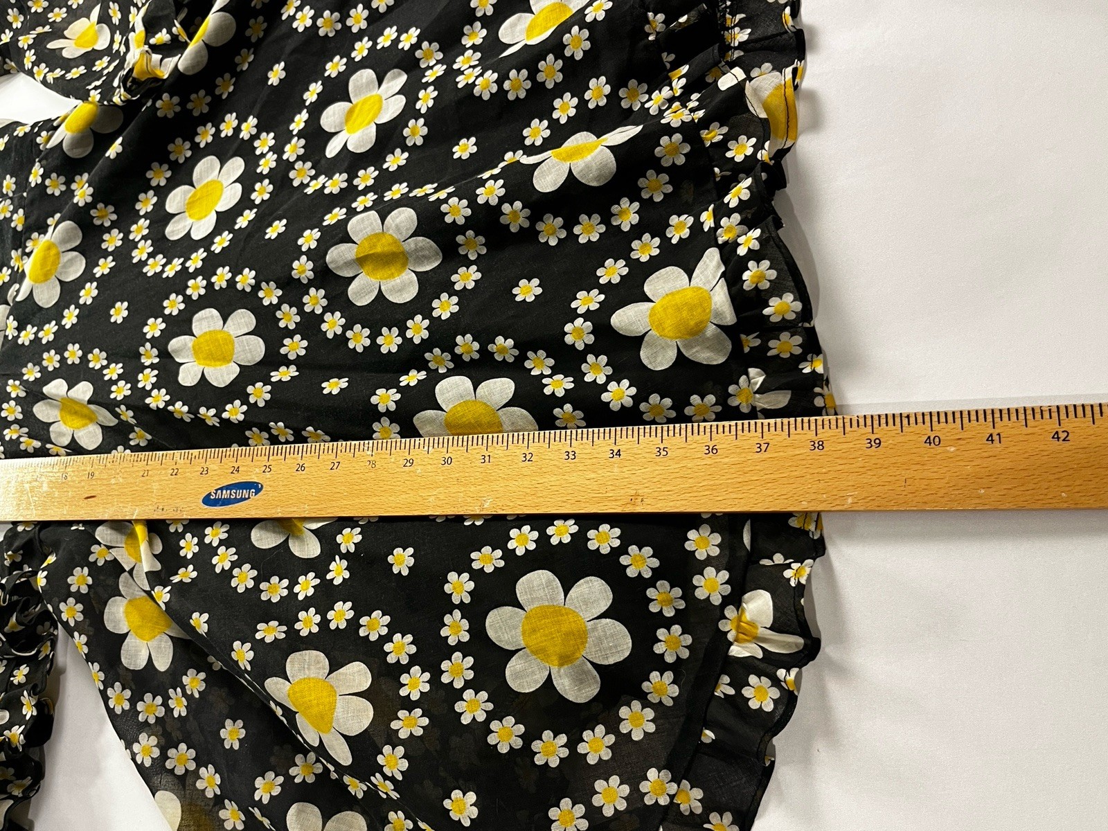 1970s Eve Le Coq California Black Daisy Print Dress | Fit & Flare- Boho- VTG