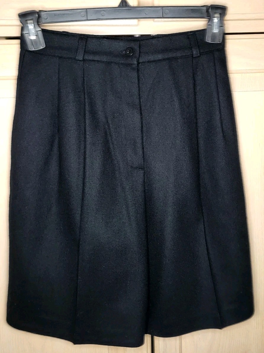 Womens Vintage 90s Bermuda Shorts Black 100% Merino Wool High Rise