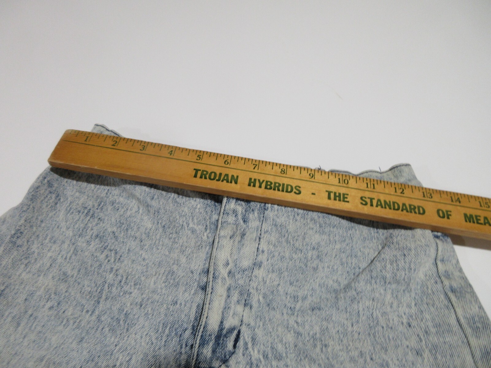 Sz S 25×7 TRUE VINTAGE Le Touche Acid Wash High Wait Jean Denim Shorts Women’s