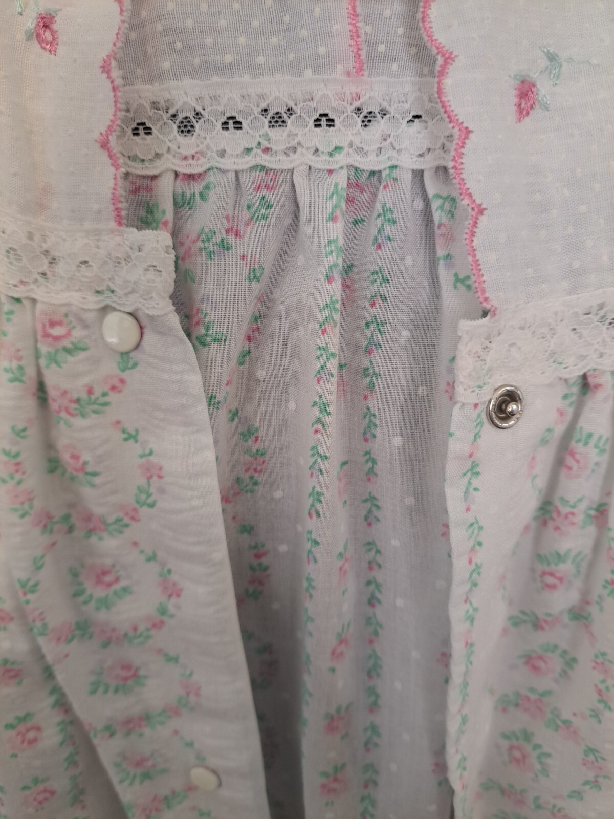 Damea Pink & White Thin House Coat & Night Gown Flowers Full Snap Small SEE PICT