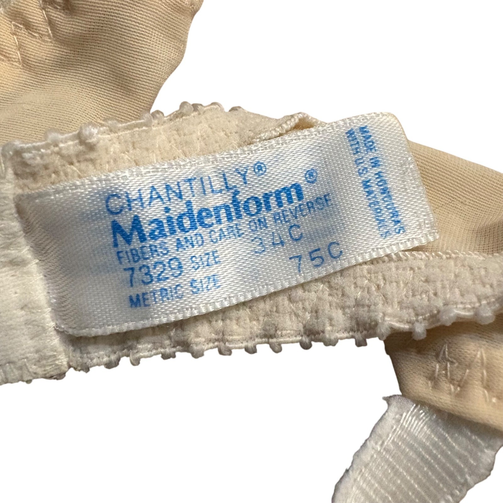 Vintage Chantilly By Maidenform Lace & Satin Underwire Bra 34C Beige