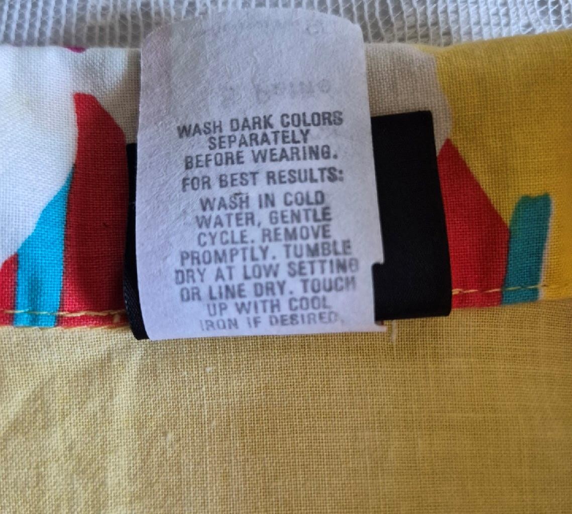 Vintage 1980s KORET PETITES Womens SHIRT Size 8 Blouse RIVIERA Tahiti TROPICAL