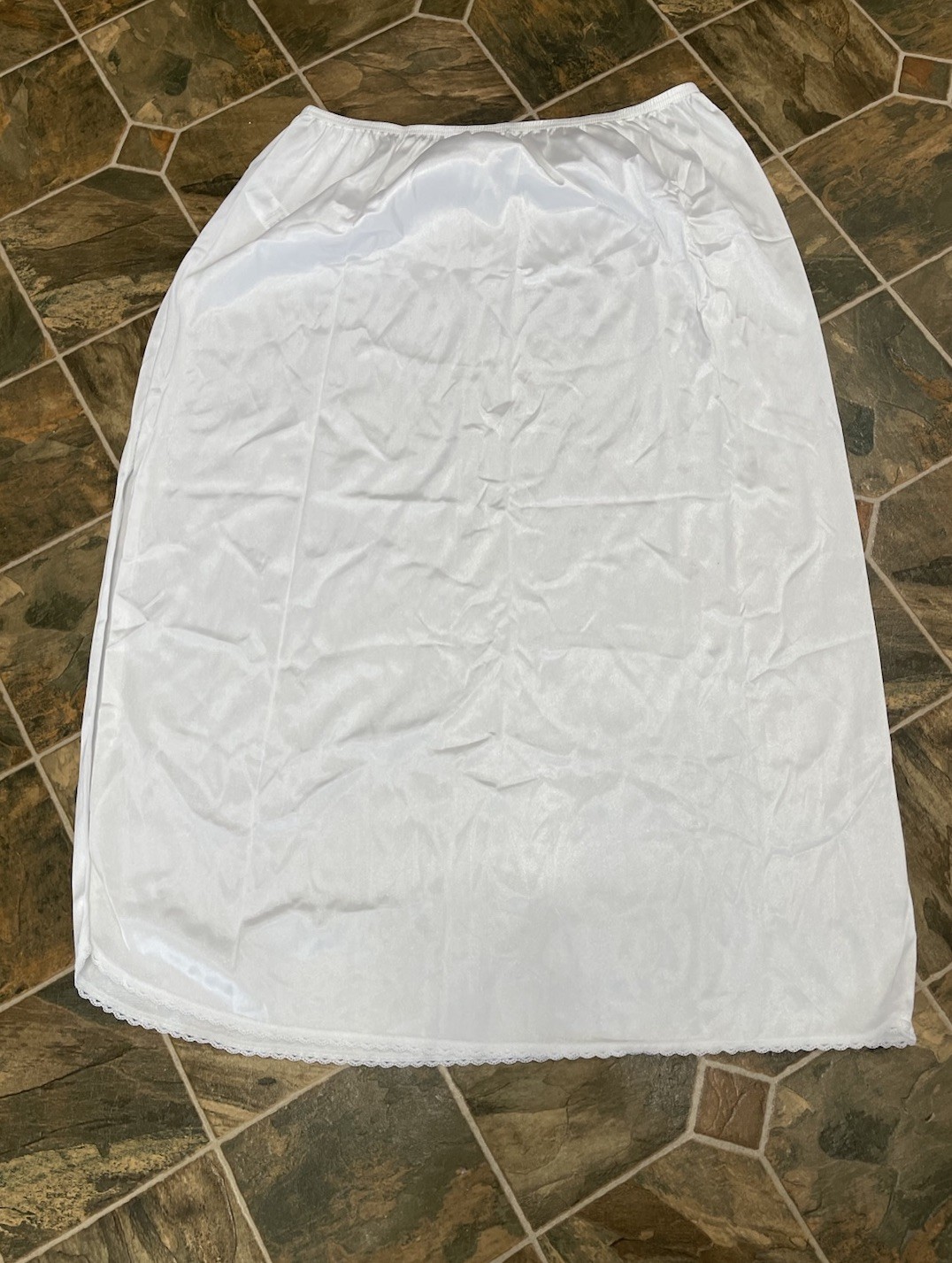 Vtg Vassarette Half Slip 32 Waist Lace Size XL 44” Long Off-White Nylon Slit