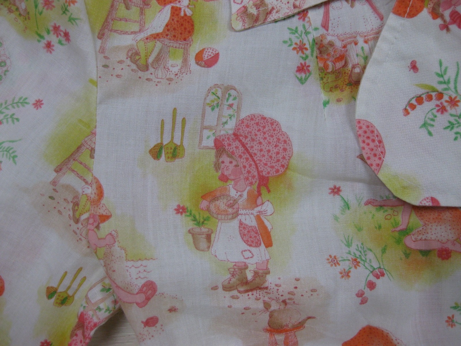 Vintage 70s Strawberry Shortcake Blouse Women’s (S) Button Up Coquette