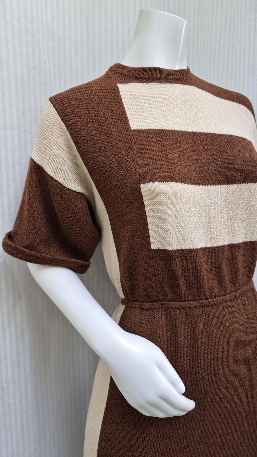Vintage 70s ST JOHN Neiman Marcus Brown Santana Knit Dress – Size 10 – EUC