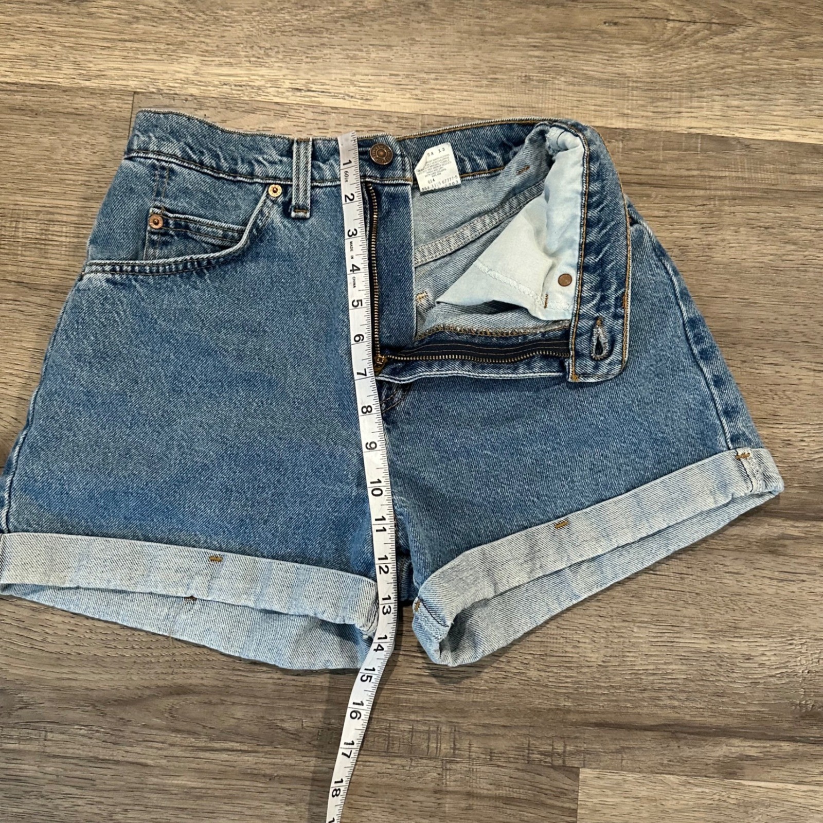 Vintage Levis Orange Tab Shorts Size 7 High Rise 100% Cotton Denim Cutoffs 1995