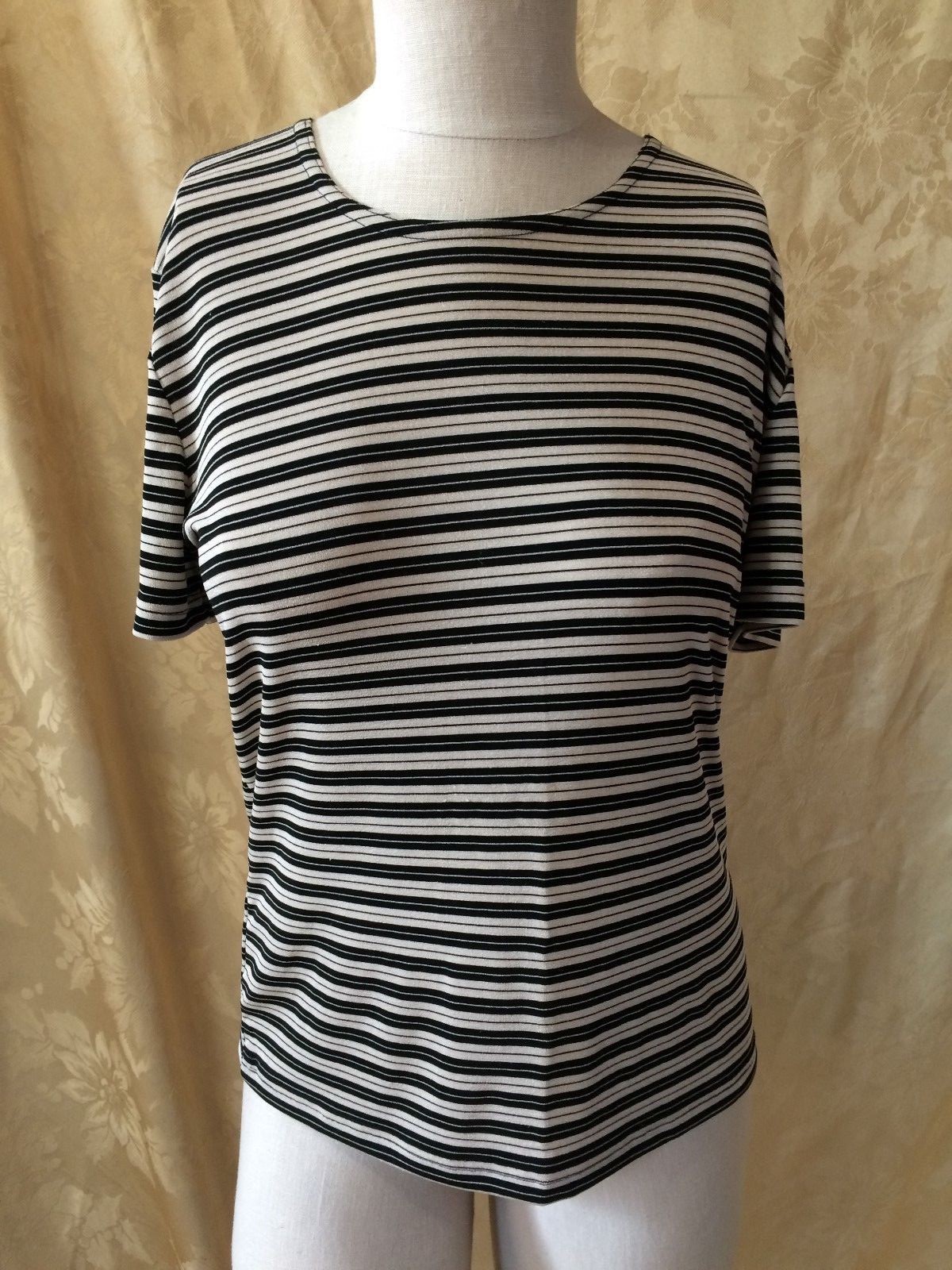 Stylin’ Women’s Vintage Claudia Richard Stretch T Shirt++SIZE M++