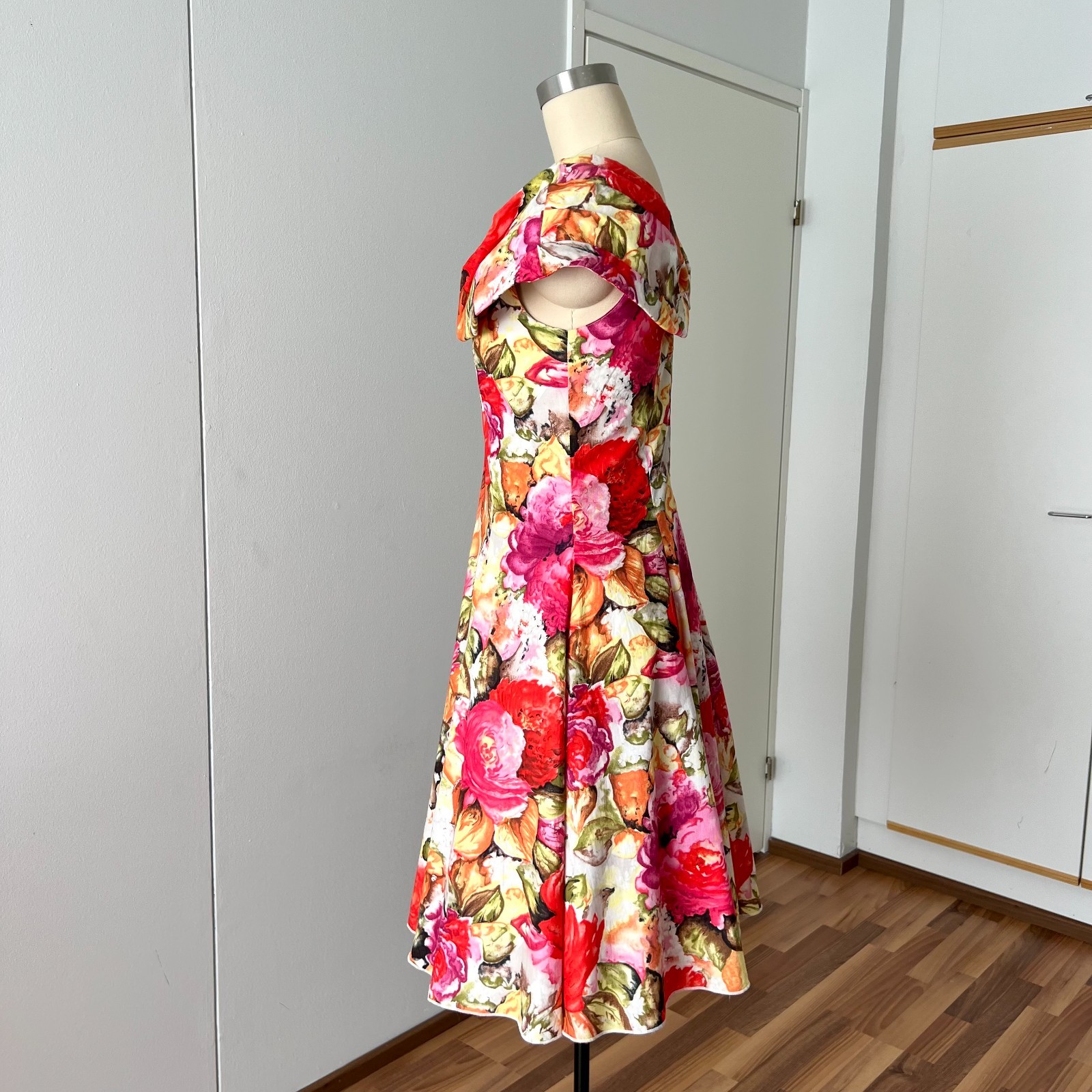 1980s Floral Rockabilly Cotton Dress Off Shoulder Fit & Flare Pin Up Party Retro