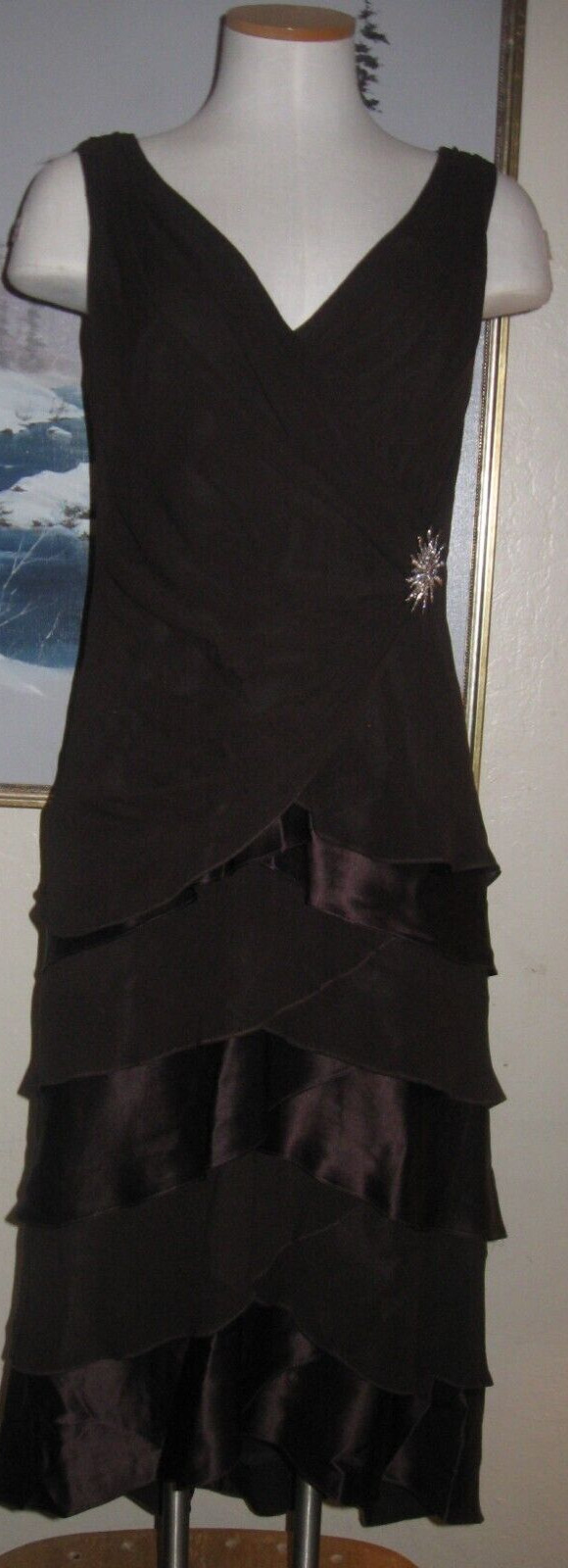 Tadashi Silk Cocktail dress Mocha mermaid hem ruffles Rhinestone Brooch wispy 6