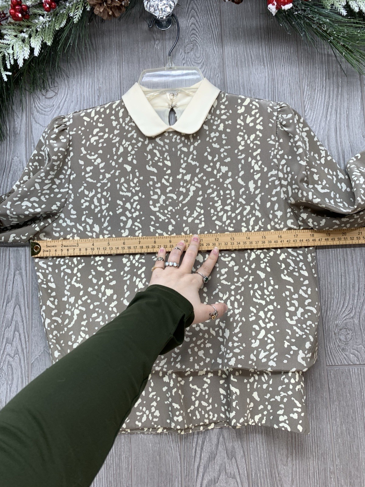 Vintage Dress Suit 2 Piece Blouse Skirt Set Liz Petite Inc Taupe 70s Size 6