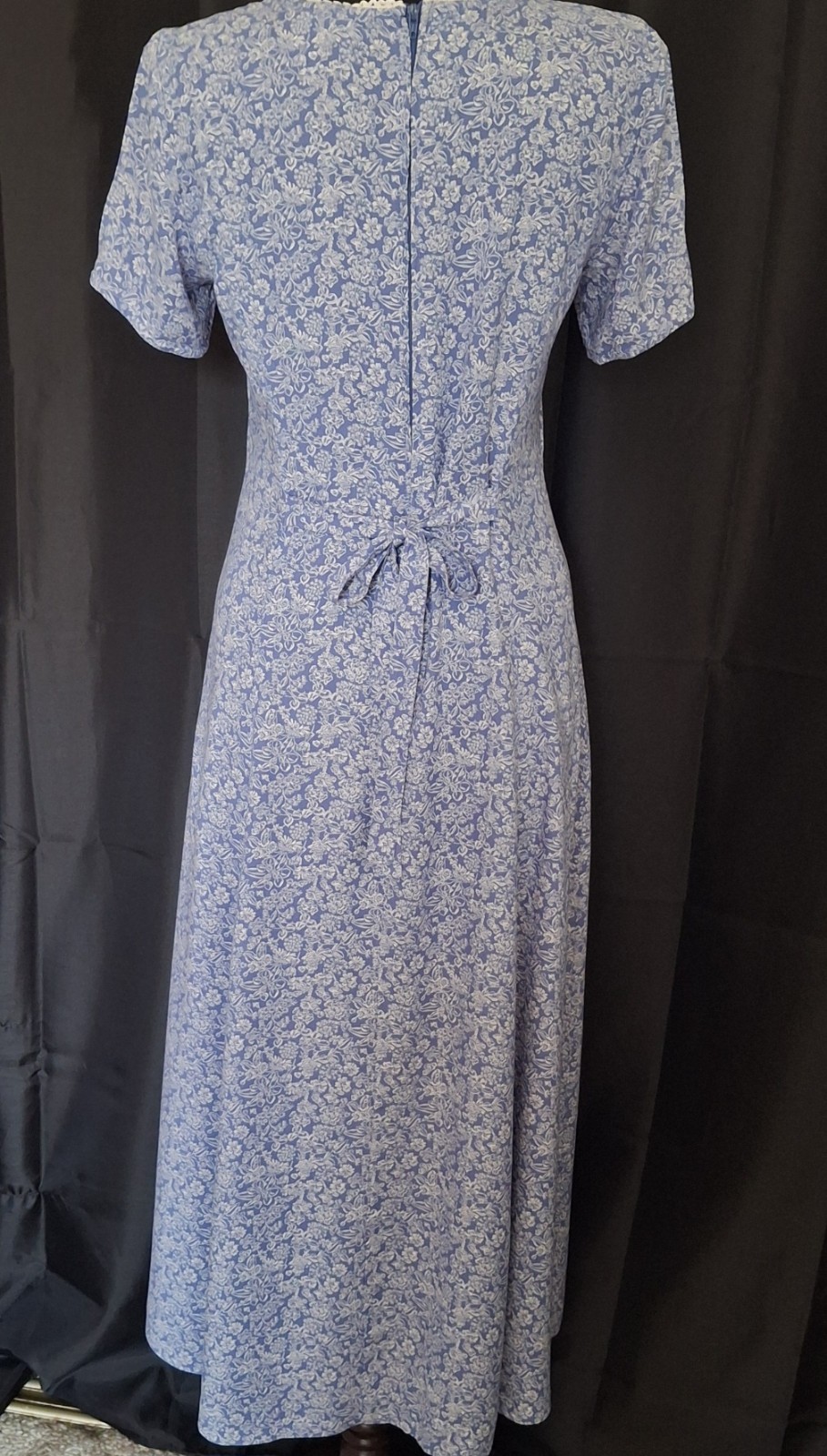 Vtg 90s blue floral Tie Back midi Dress Cottage Prarie Modest romantic Sz S