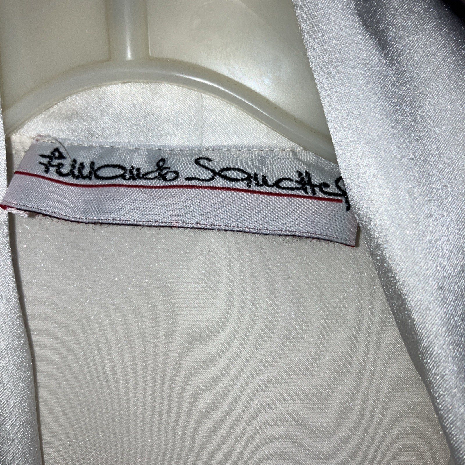 Fernando Sanchez Robe Short Cream/ White Trim Pockets. Belt Med