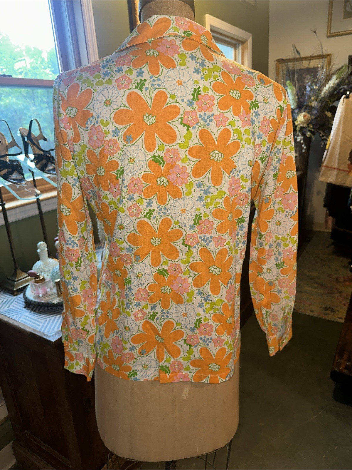 Vintage Ship 'n Shore Flower Power Blouse Orange Pink Green Floral Sz 34