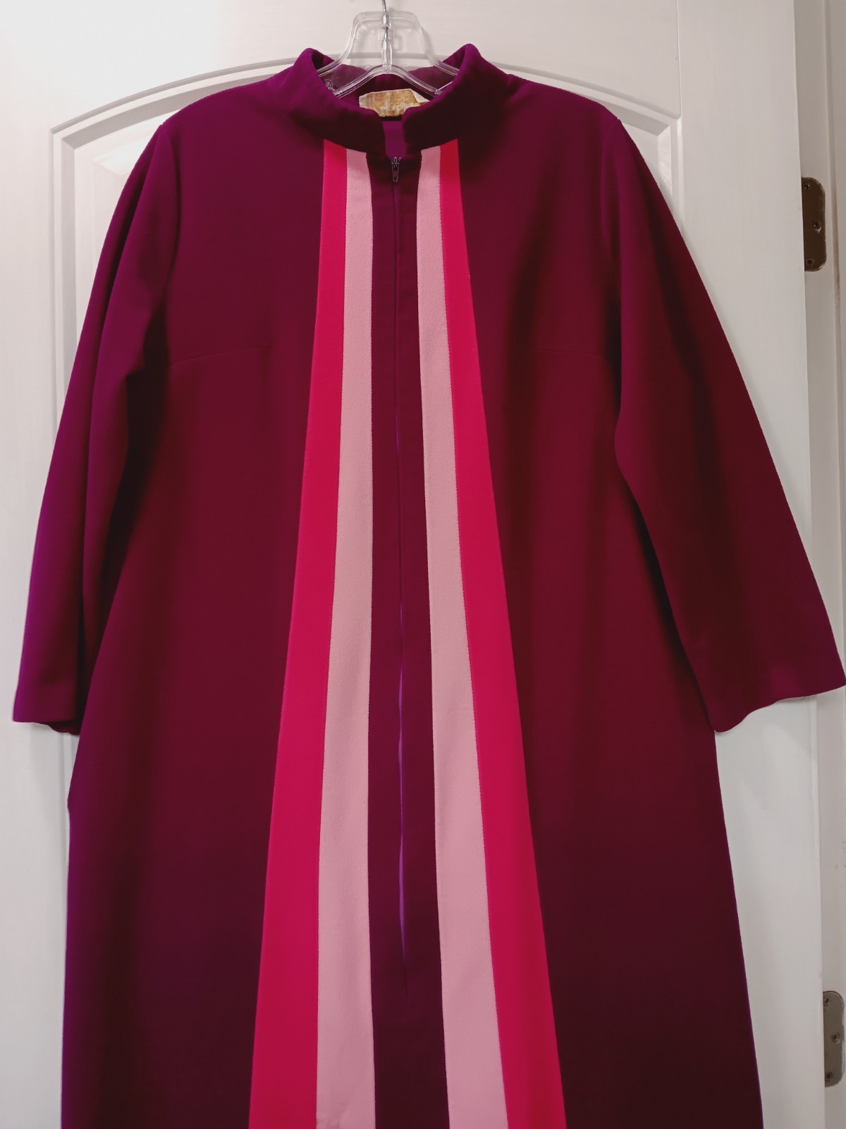 Vtg 70s JC Penney Velour Front Zip Robe 14 Fits L Purple Majenta Pink