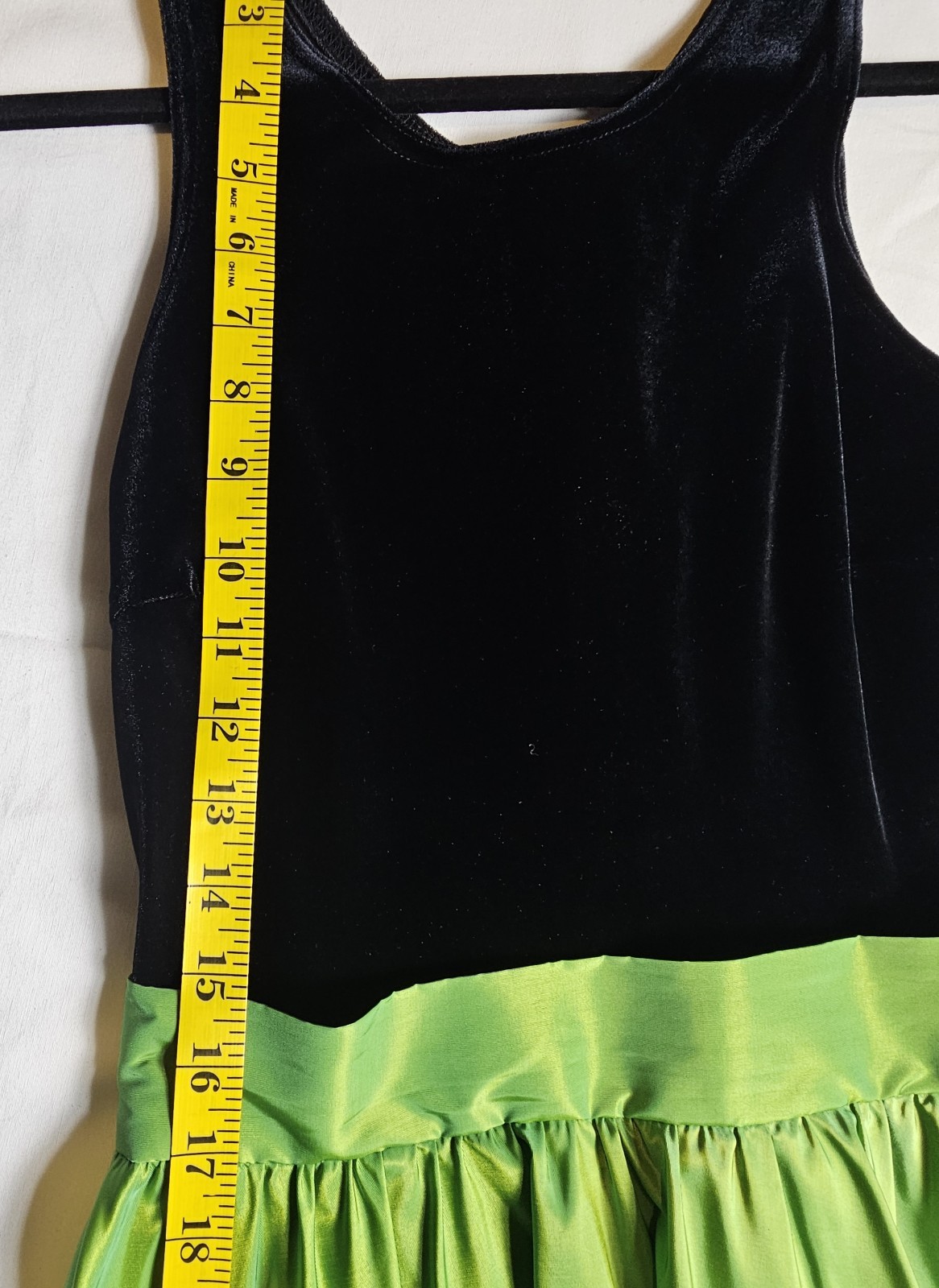 Vintage 80s Black Velvet Bodice & Iridescent Green Taffeta Skirt Gown ~ Vibrant!
