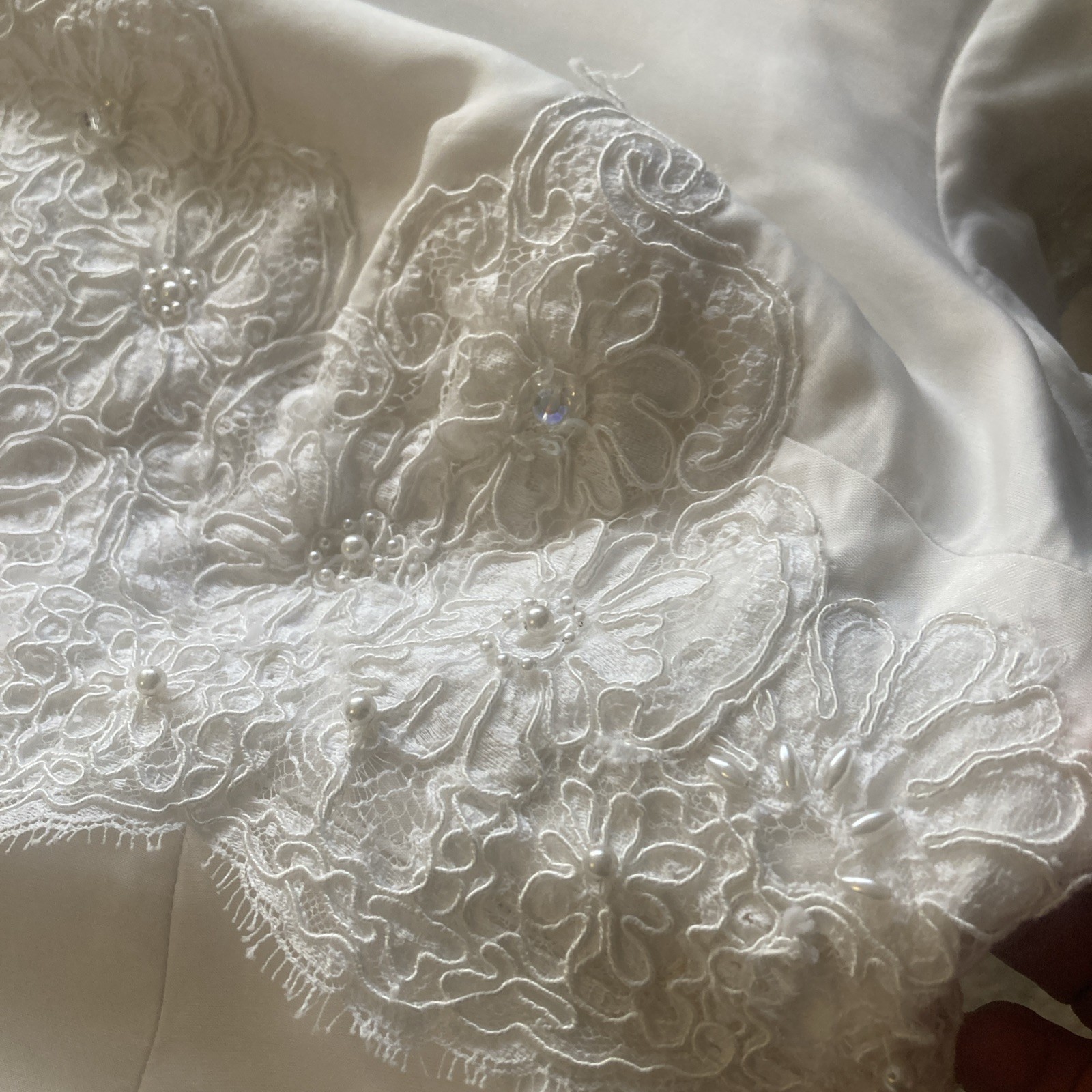 Vintage Custom Handmade Wedding Dress w/ Train & Veil – 1960s