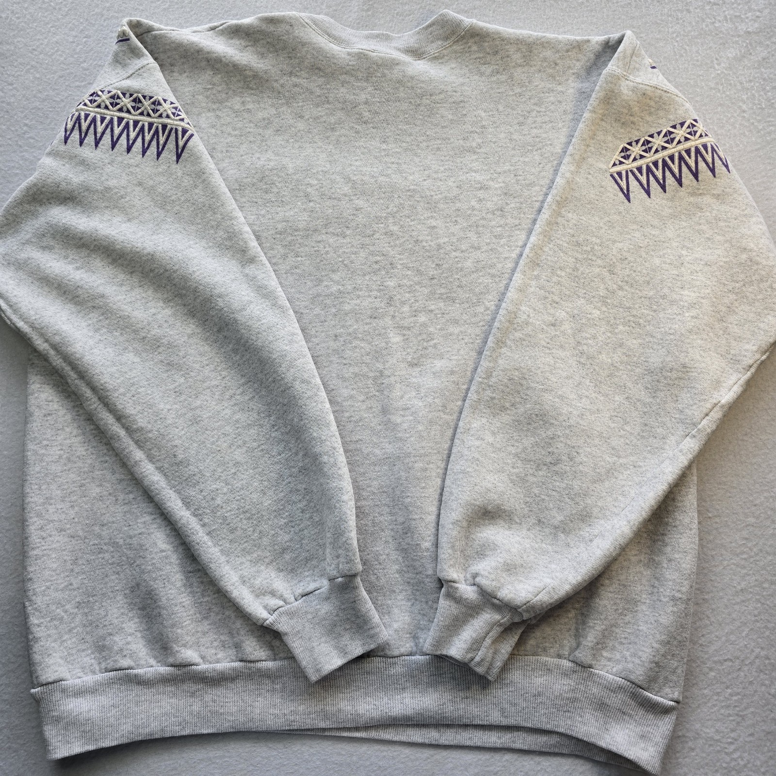 VTG 90s Hanes Alaska Polar Bear Sweatshirt XL Gray Puff Print USA Fabric XL Gorp