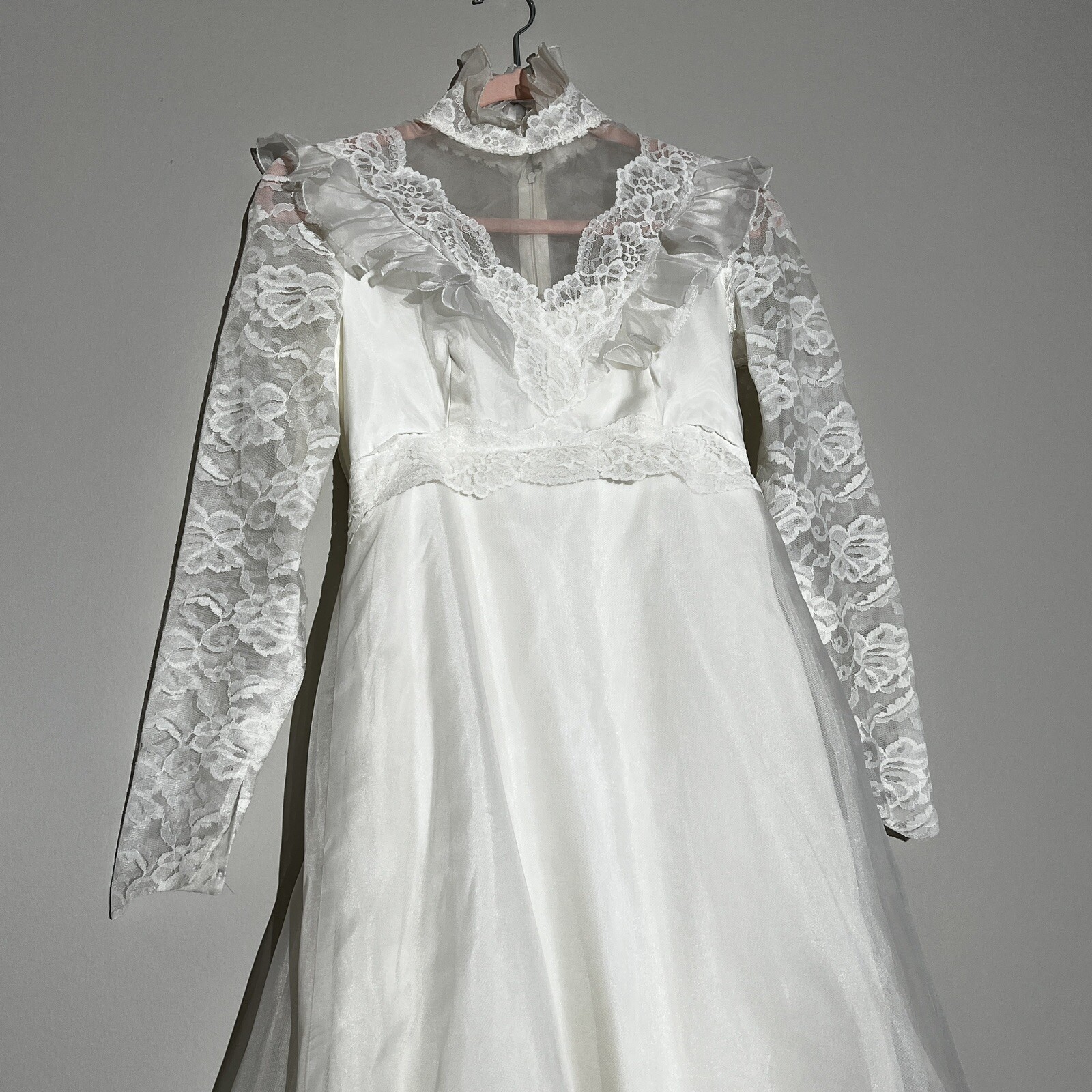 Vintage 1970s Bridal Originals White Cottagecore Wedding Dress Ruffle Lace Small