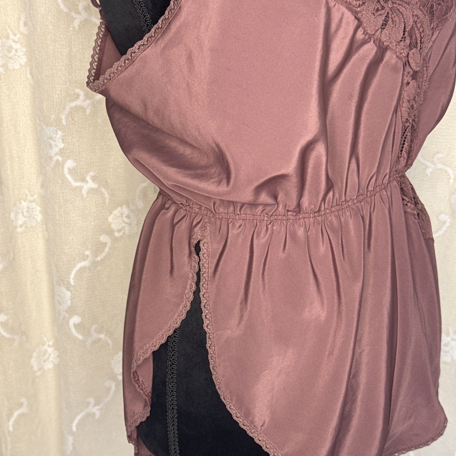 VTG Lorraine Solid Grape & Scalloped Lace Sissy Teddy Romper Playsuit Med 38 B