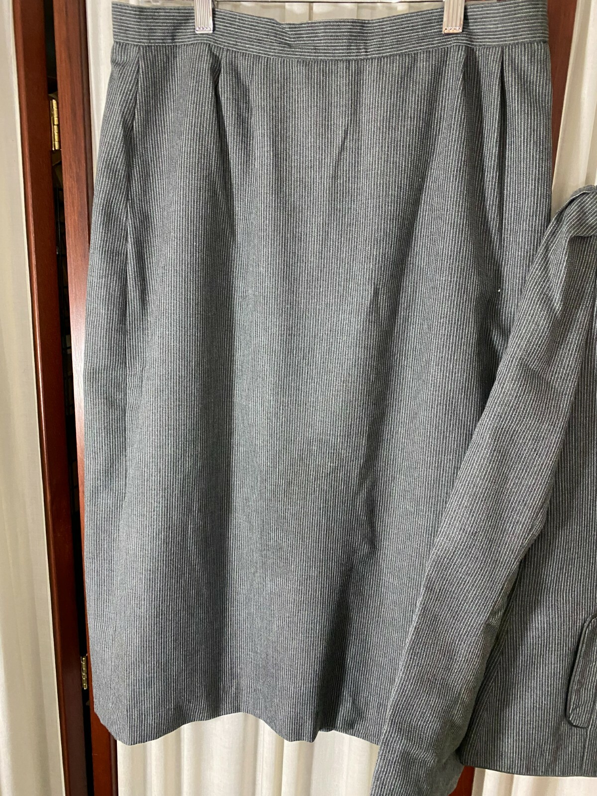 1980’s Gray Pinstripe SUIT by Judy’s Place- M/L- VG- TAILORED CLASSIC – SALE