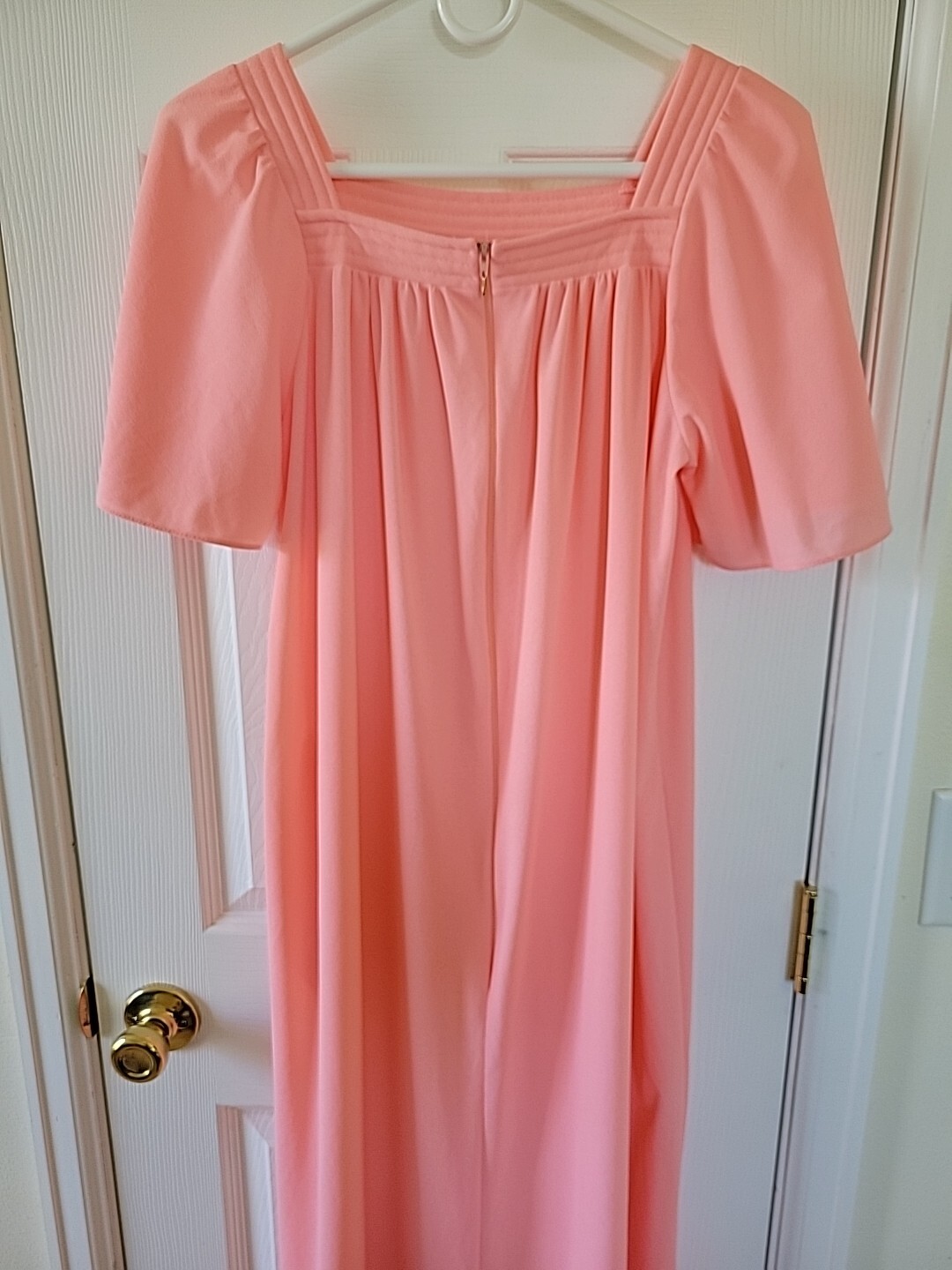 Sears Take Along Housedress Robe Size S/M Shortsleeve 1/2 Zip Peach Maxi VTG