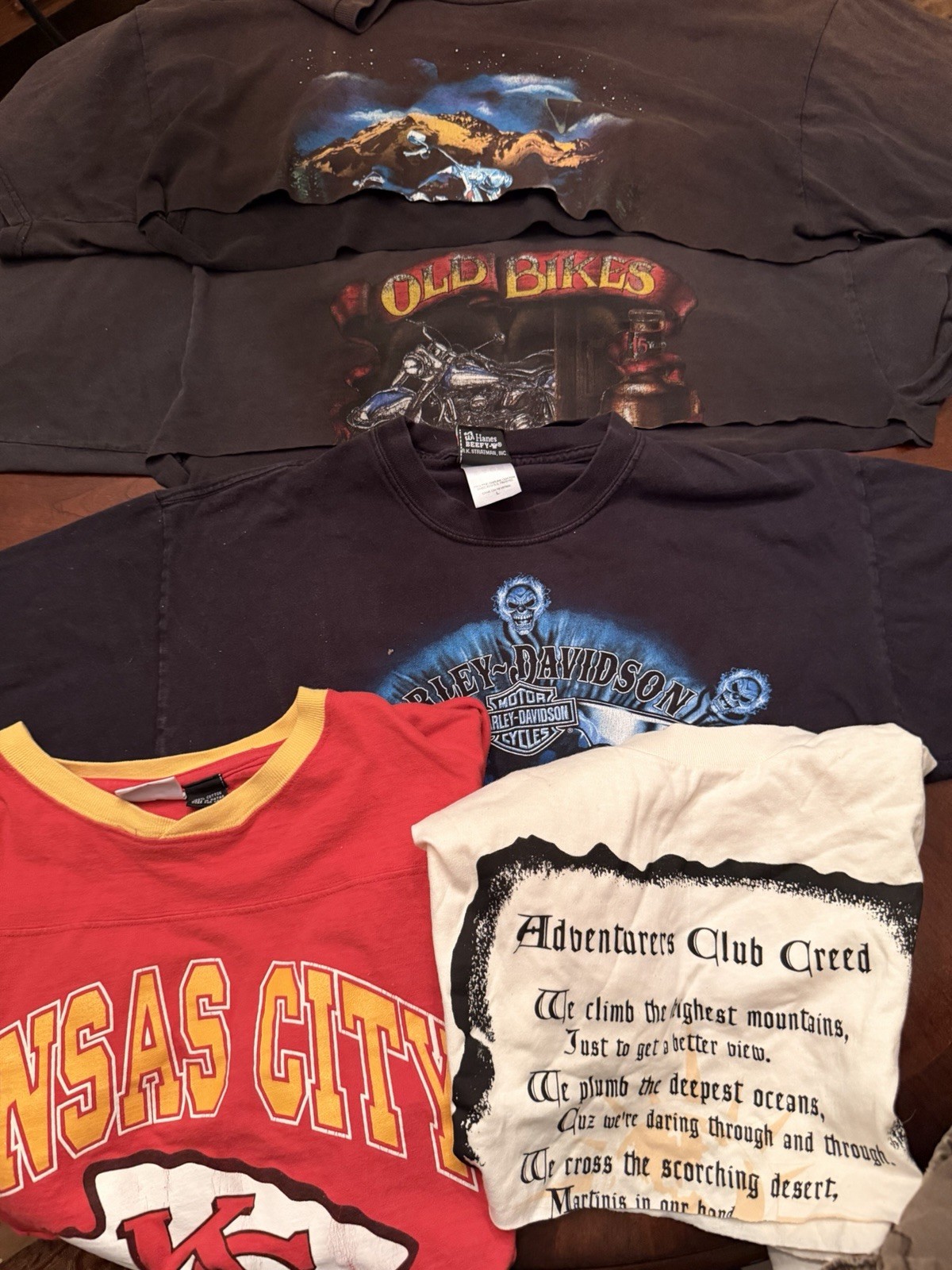 Vintage 90-2000s Womens Cropped Vintage Graphic Shirt Bundle Rare