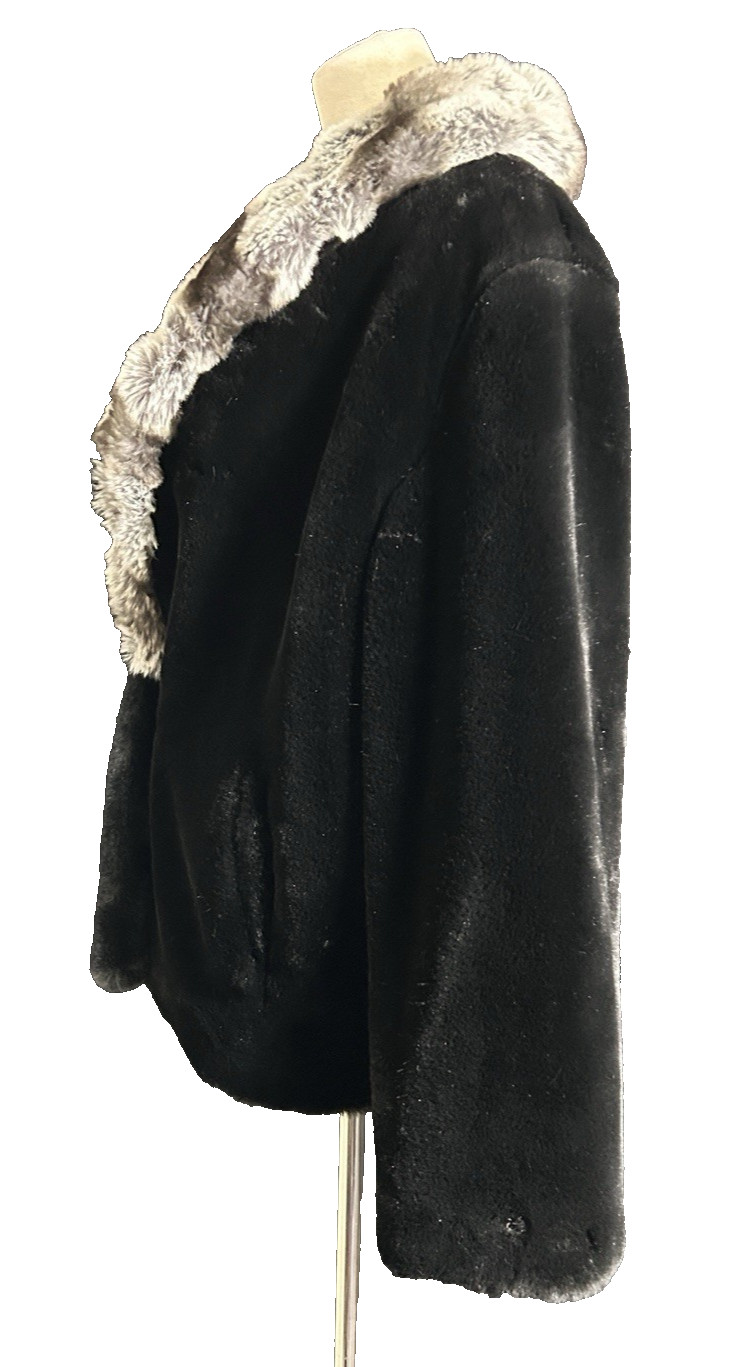Vintage Terry Lewis Classic Luxuries Faux Seal and Chinchilla Trim Cropped Coat