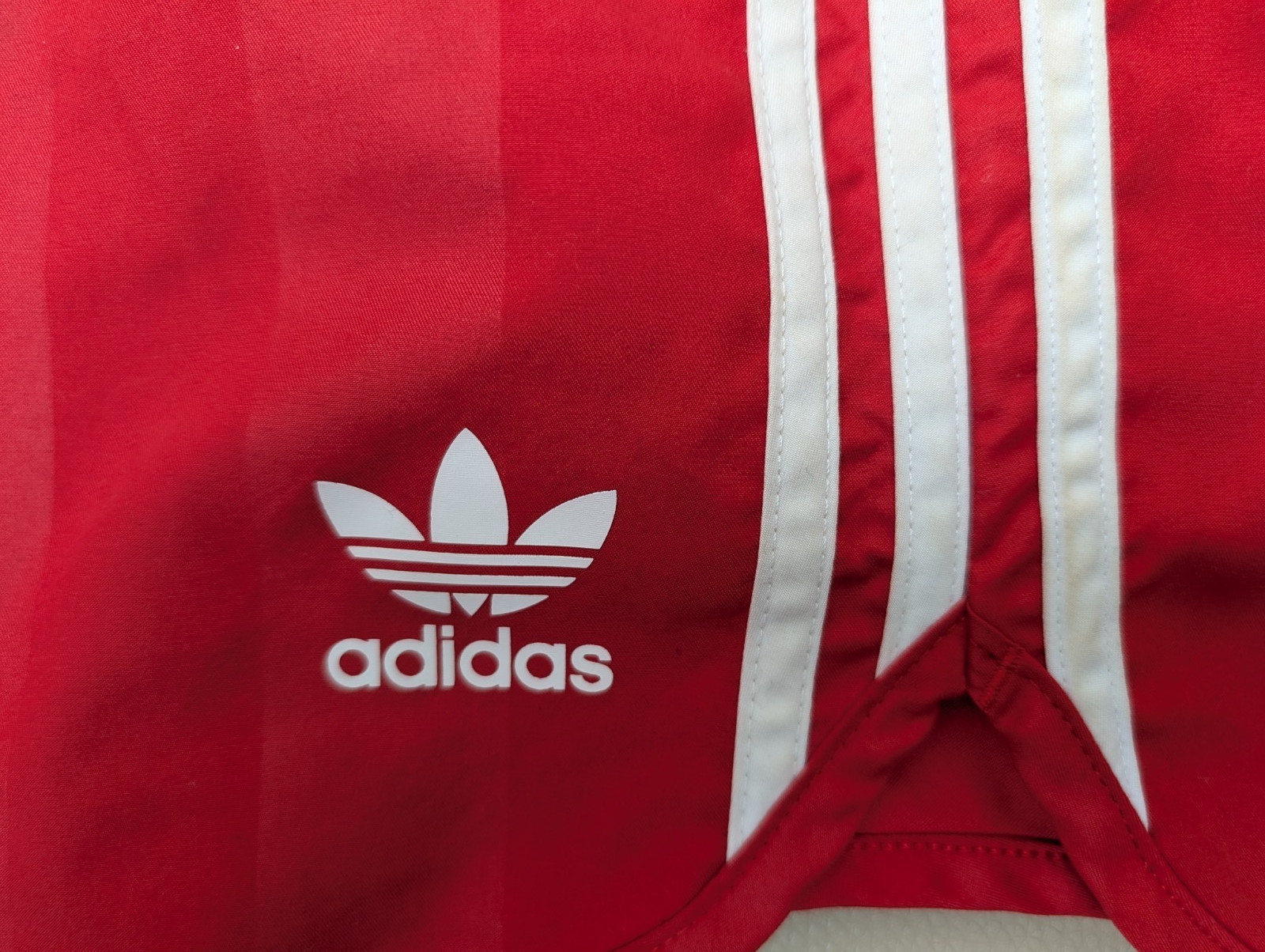 Adidas Sprinter Glanz Womens Shorts L Red Sports Vintage Football Casual Retro
