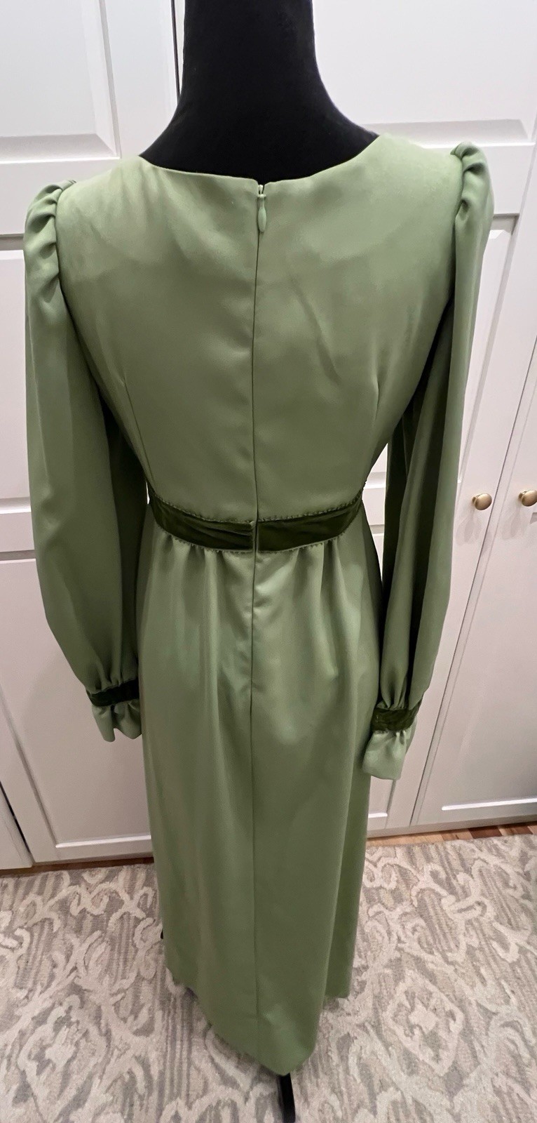 Vintage Long Sleeve Maxi Green Dress With Velvet Trim Size 4 Or 5/6