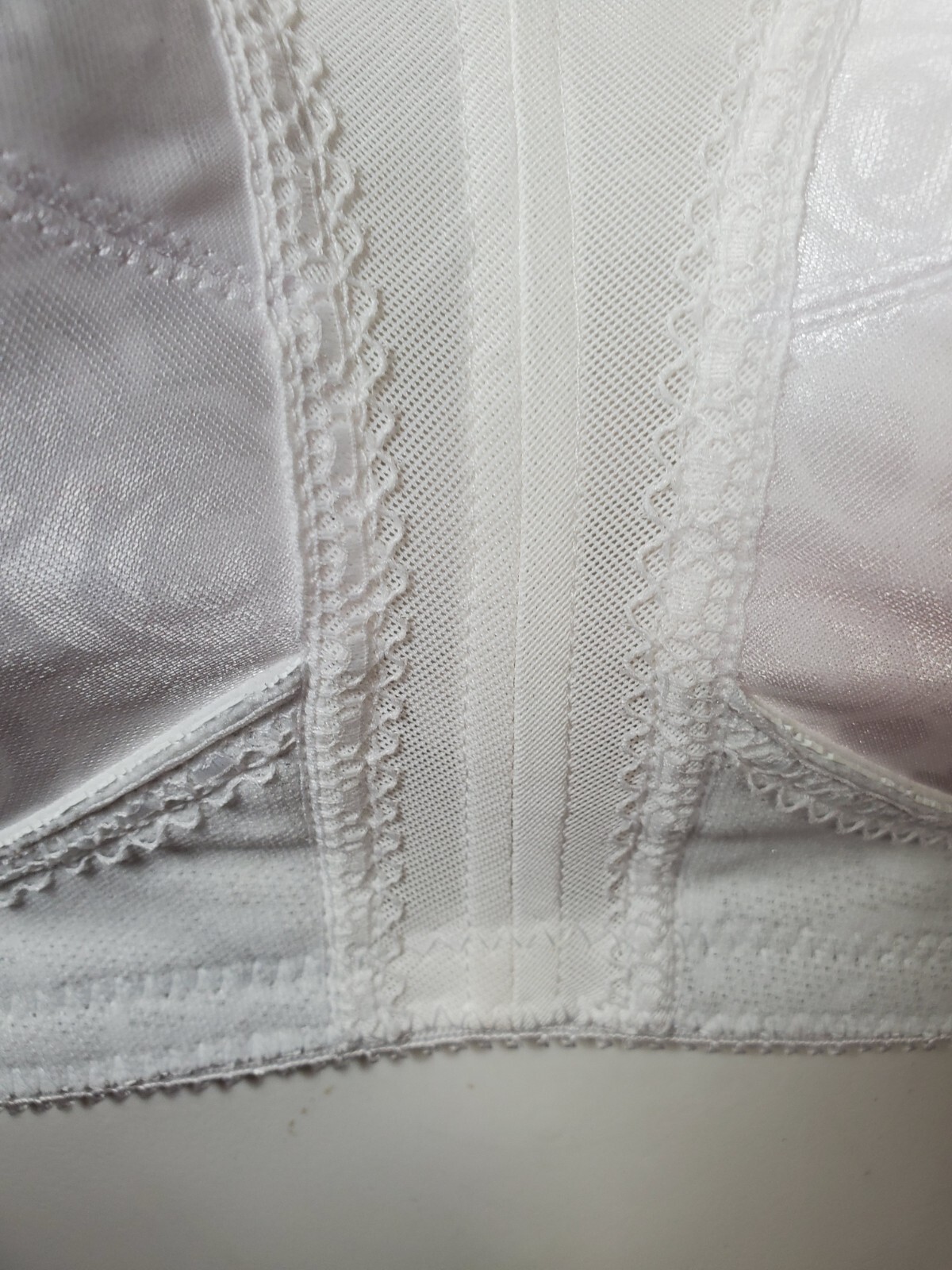 Playtex Silky Satin Bra Women’s Size 38D White Lace Sexy Sissy Pin-up Y2K