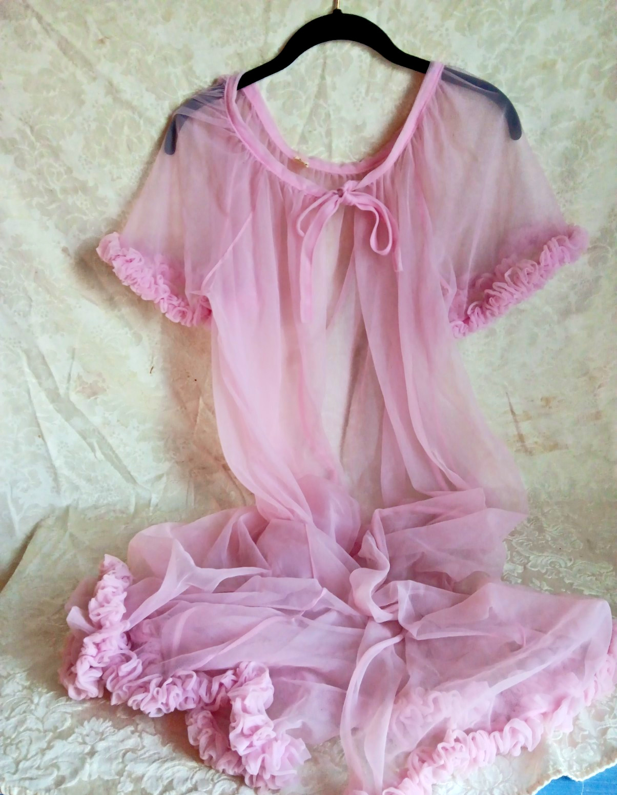 Vintage 100% Nylon Baby Doll Peignoir Pink Ruffles Sleeve & Hem, Size L