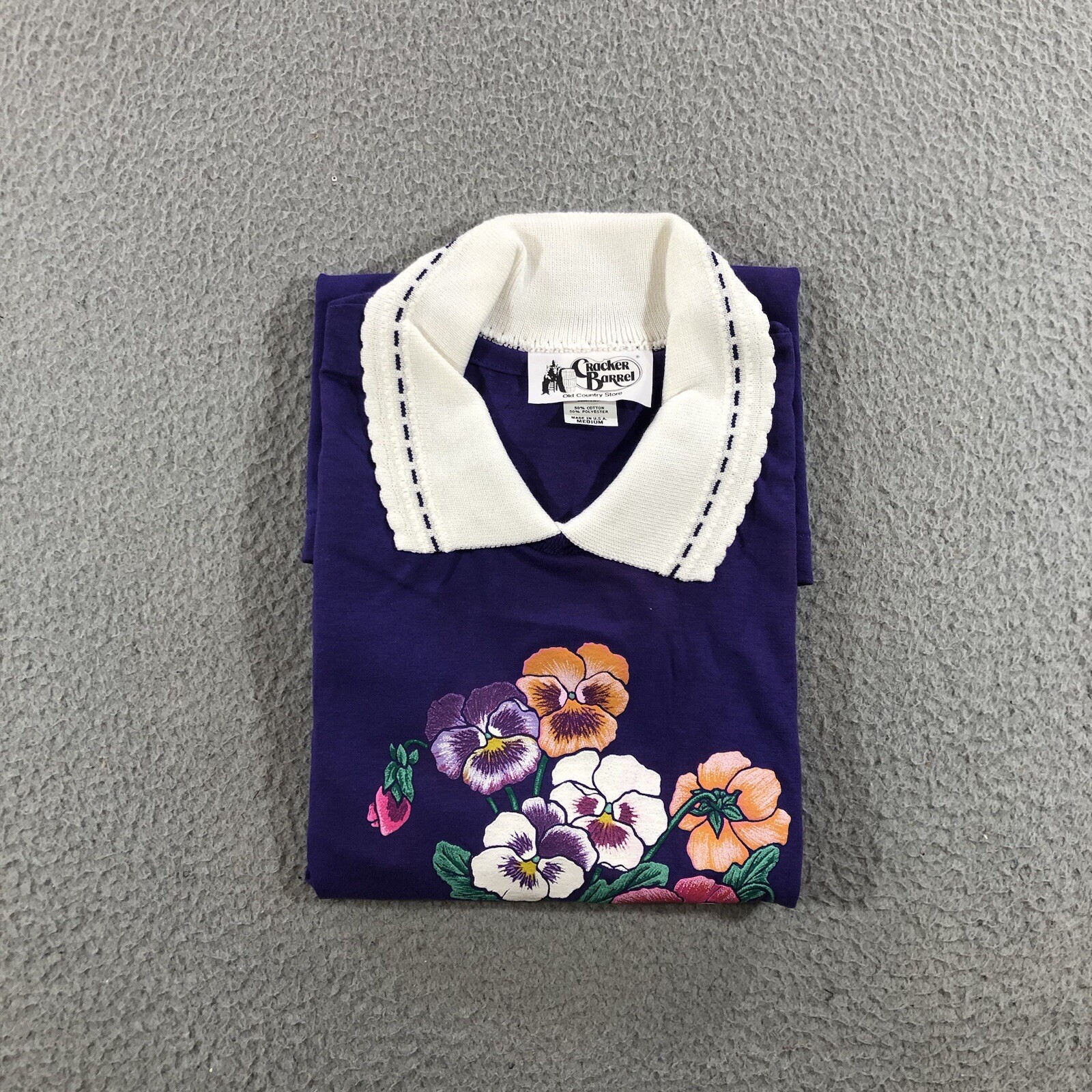 vtg Cracker Barrel T Shirt Women’s M Purple Lace Collar Pansies Flower Single