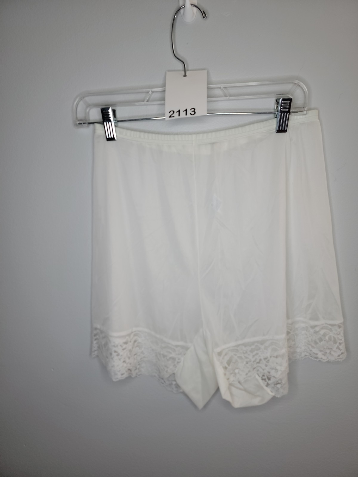 Vintage Vanity Fair Tricot Nylon White Slip Shorts Lace Detail Size 7