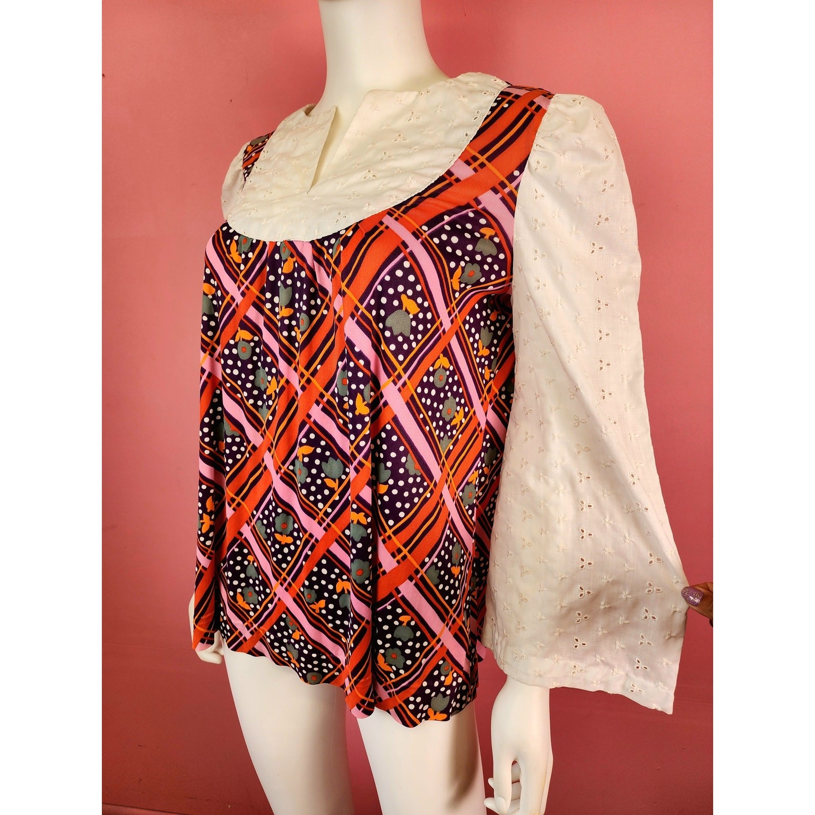 Vintage 1970’s Purple Psychedelic Boho Lace Eyelet Bell Sleeve Top