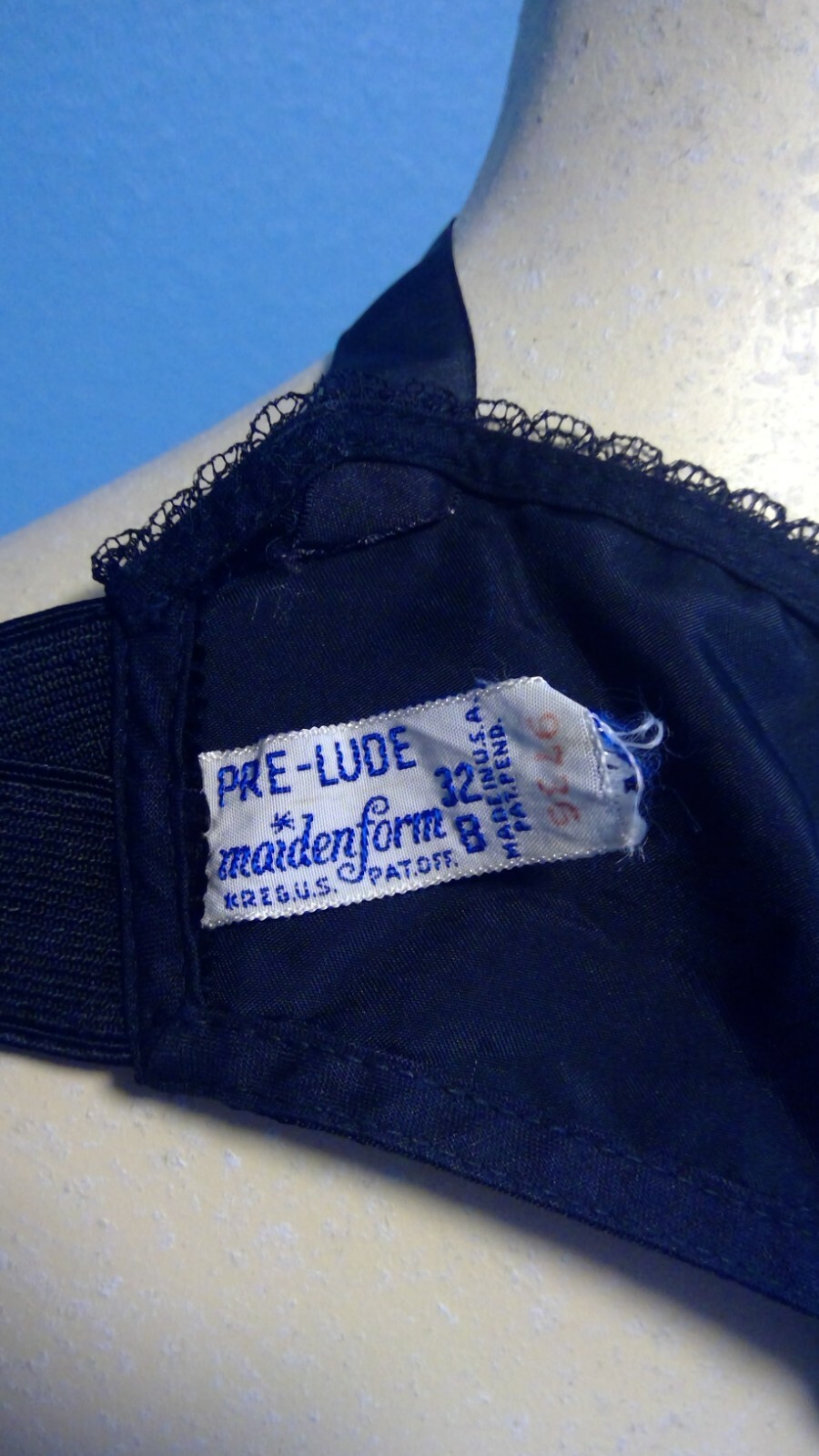 Vintage Glamorous Black 50’s Bra By Maidenform Pre-Lude 32 B