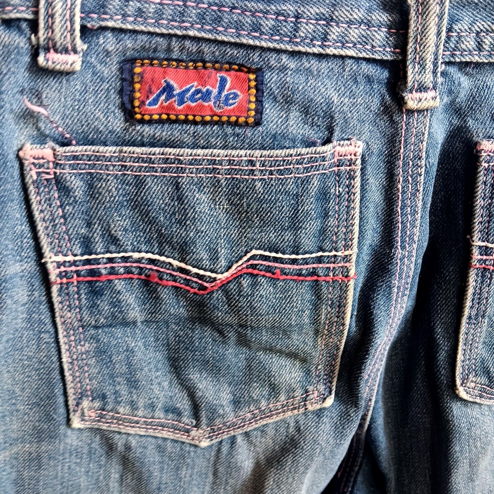 True Vintage Jeans 24×33 1980’s MALE Disco Embroidered Pocket Denim Indigo Jeans