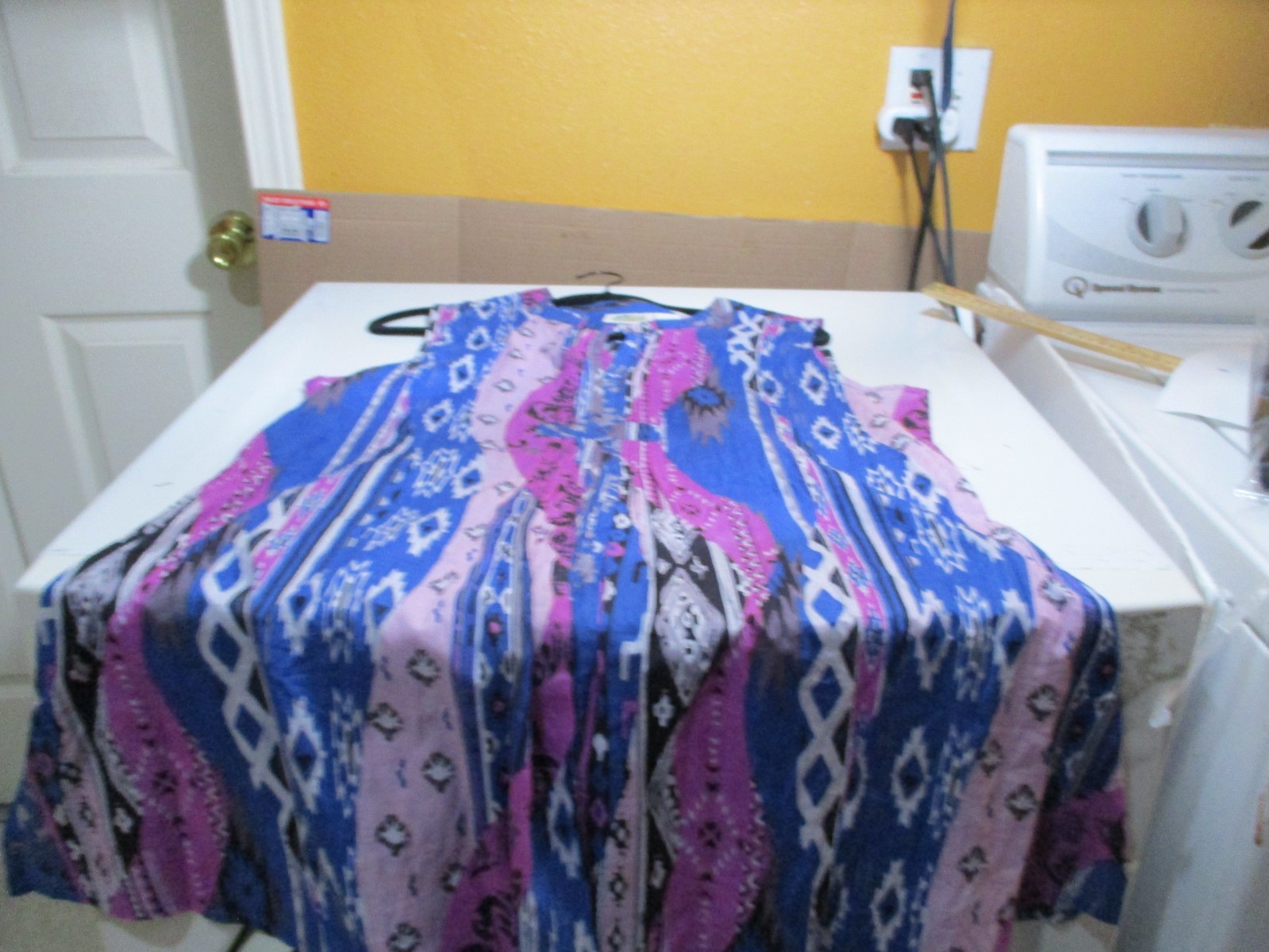 Collections ETC. Sleeveless Tunic Top Cotton Blue Pink Purple Absract Boho- L