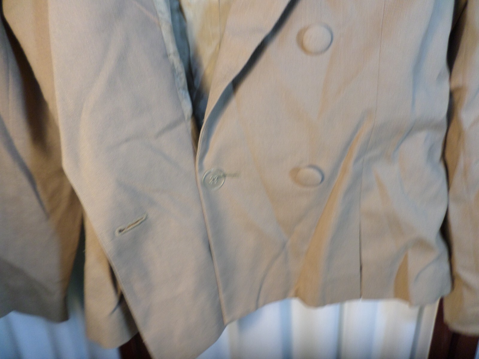 Beautiful Vintage Gilmor Woman’s Tan Button Front Blazer/Jacket-Size 12