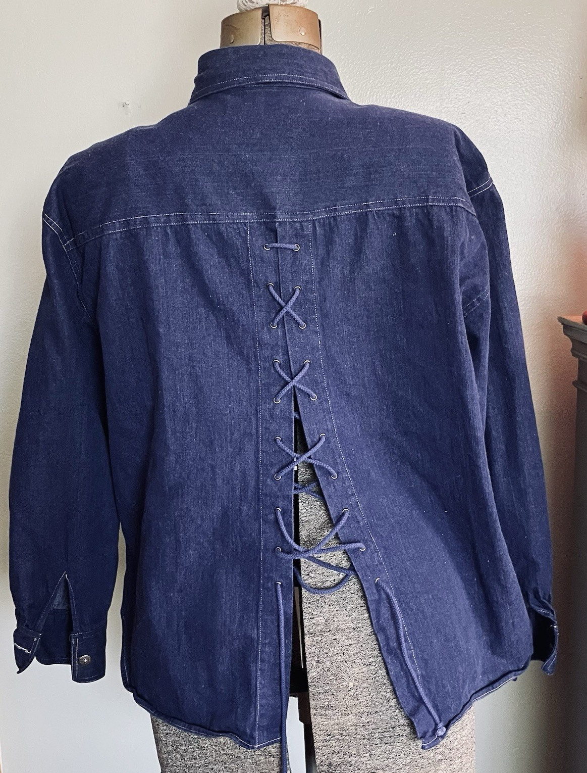 70s 80s Uptick Denim Lace-up Back Shirt Women’s Size Large 100% Cotton New