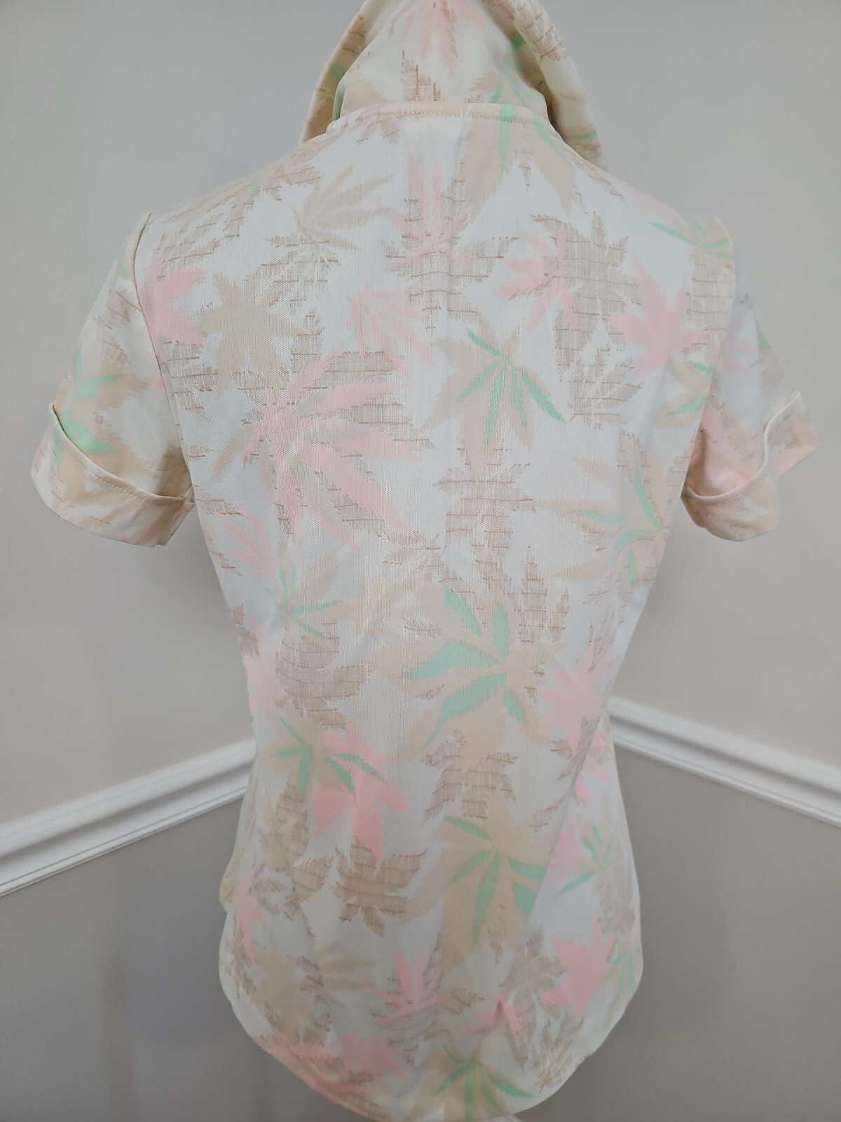 Vintage’70 Retro Hippie Mod Gogo Cannabis Patterns Top/Big Collar